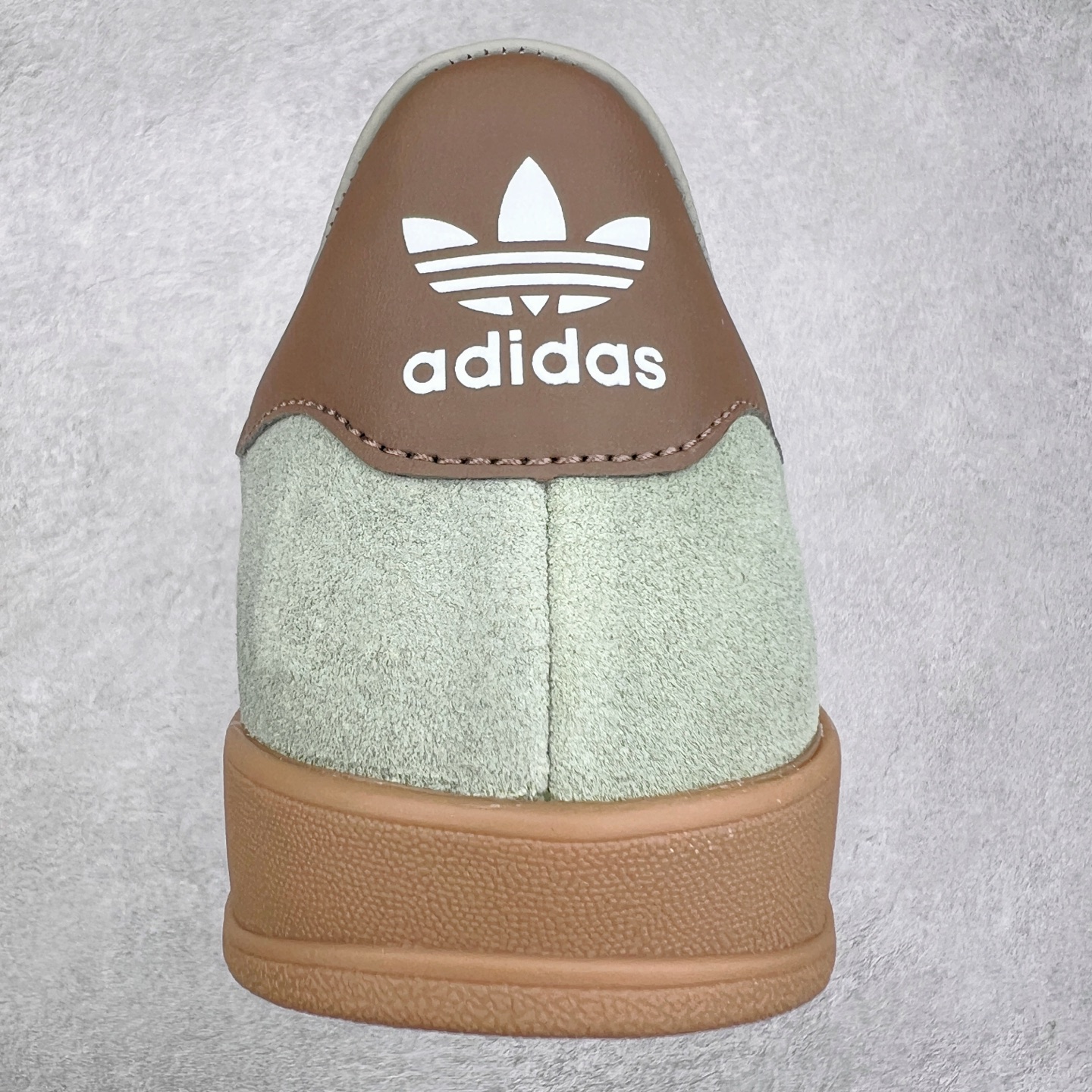 图片[8]-AD Gazelle Indoor Trainers 羚羊内训系列低帮复古百搭休闲运动德训风板鞋 JI3526 90年代经典的复刻版！自60年代以足球训练鞋面世以来,Gazelle就以其经典设计席卷全球。1991年版本的复刻,再造经典Gazelle。采用皮革打造,搭配浊色细节,让这款经典更加简约。尺码：36 36⅔ 37⅓ 38 38⅔ 39⅓ 40 40⅔ 41⅓ 42 42⅔ 43⅓ 44⅓ 44⅔ 45-选品中心