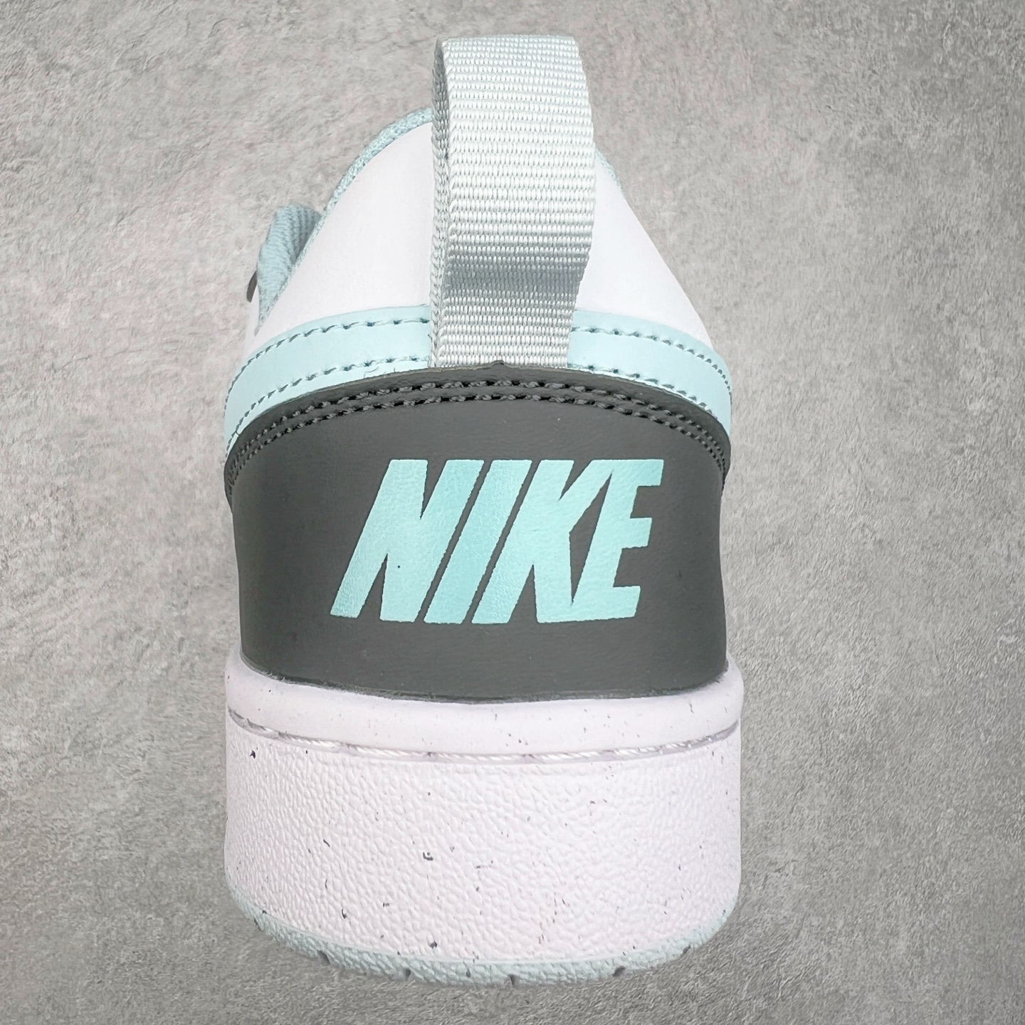 图片[8]-NK Court Borough Low CB2 低帮百搭透气休闲运动板鞋 HQ3258-060 原数据独家私模大底 经典耐用的设计 兼顾舒适脚感和出众风范 演绎匠心之作 结构性的支撑贴合感结合复古篮球设计 塑就场外全明星风范 尺码：36 36.5 37.5 38 38.5 39 40 40.5 41 42 42.5 43 44 44.5 45-选品中心