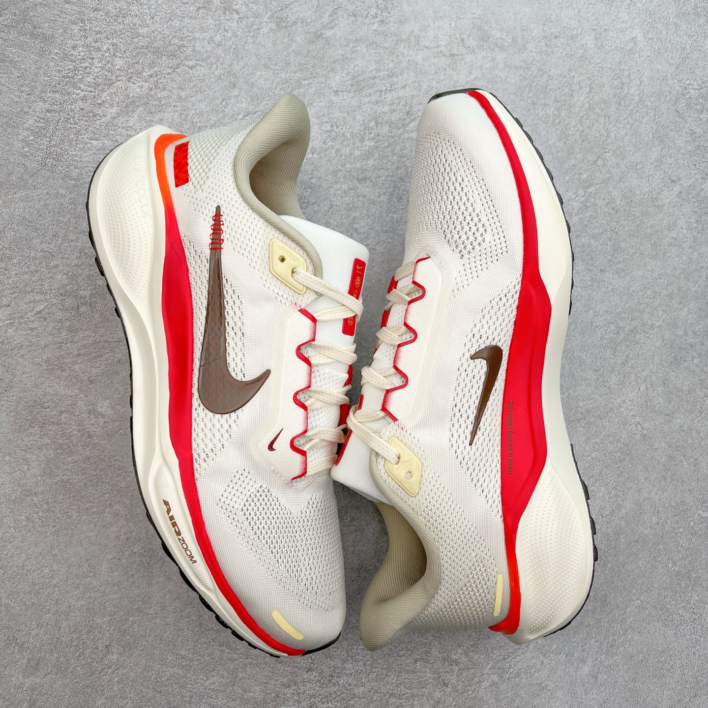 图片[3]-＃特价福利 NK Zoom Pegasus 飞马41代马拉松系列网面透气缓震疾速跑鞋 拥有 Zoom Air 一如既往的稳定感和流畅感 鞋面采用工程网眼设计 为特定高热区域营造出色透气性 进一步增加鞋面的穿孔数量 让足部能够快速散热 中足搭配 Flywire 飞线 在高速运动时营造舒适稳定的贴合感 内置Zoon气垫加持 动力十足 尺码：36 36.5 37.5 38 38.5 39 40 40.5 41 42 42.5 43 44 44.5 45-选品中心