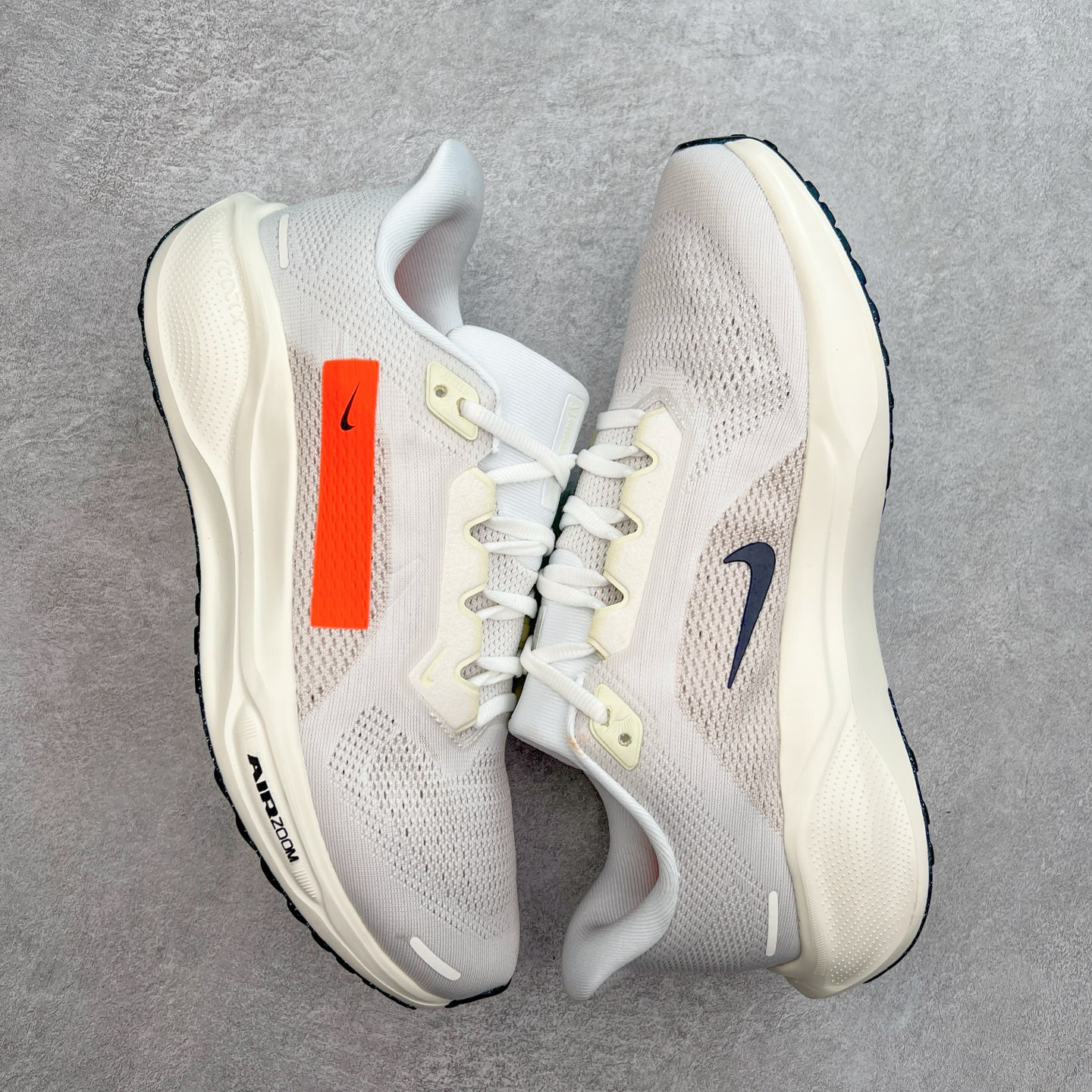 图片[3]-＃特价福利 NK Zoom Pegasus 飞马41代马拉松系列网面透气缓震疾速跑鞋 拥有 Zoom Air 一如既往的稳定感和流畅感 鞋面采用工程网眼设计 为特定高热区域营造出色透气性 进一步增加鞋面的穿孔数量 让足部能够快速散热 中足搭配 Flywire 飞线 在高速运动时营造舒适稳定的贴合感 内置Zoon气垫加持 动力十足 尺码：36 36.5 37.5 38 38.5 39 40 40.5 41 42 42.5 43 44 44.5 45-选品中心