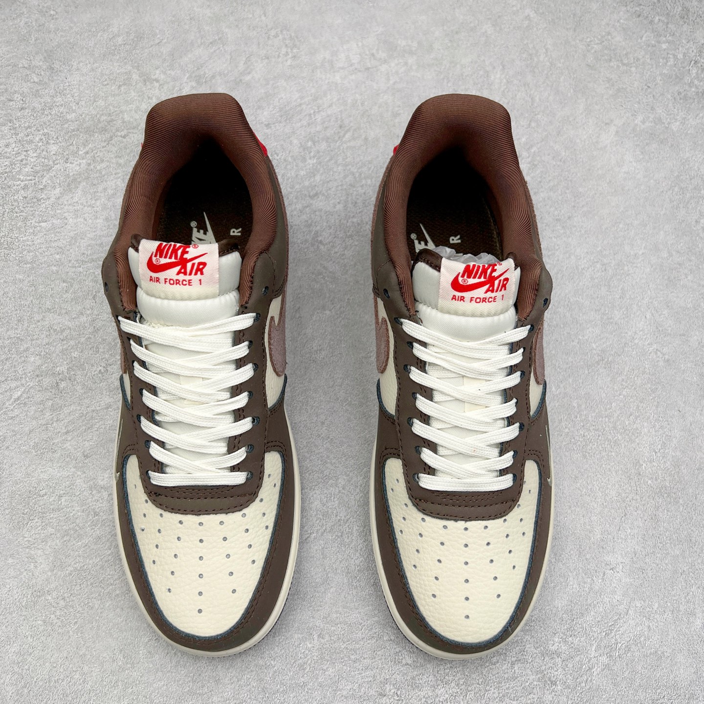 图片[2]-NK Air Force 1´07 Low 空军一号低帮百搭休闲运动板鞋 KK1988-057 柔软、弹性十足的缓震性能和出色的中底设计 横跨复古与现代的外型结合 造就出风靡全球 三十多年的Force 1 直到今天还深受青睐 实拍调校N版已经零色差零失真 百分百还原实物色彩所见即所得 不存在货不对板色差等低级问题 选购参考实物拍摄 不混卖不参货 只用心做好货严格选品 承诺混一赔十 尺码：36 36.5 37.5 38 38.5 39 40 40.5 41 42 42.5 43 44 44.5 45-选品中心