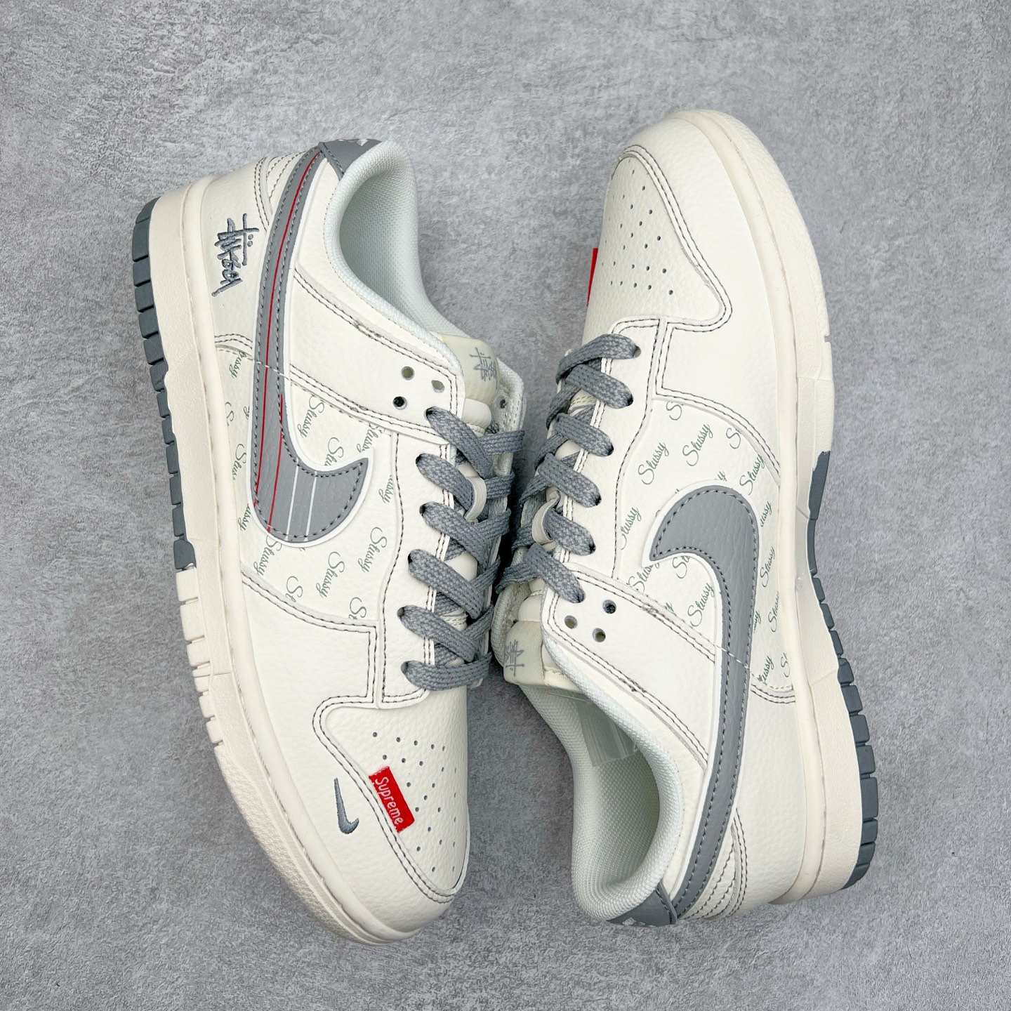 图片[3]-NK Dunk Low 定制配色 XS6089-535 大厂出品 极力推荐 原装头层材料 独家版型蒸餾加工帶來的是更好的视觉和脚感体验大厂纯原品质出货 清洁度 电绣工艺 皮料切割干净无任何毛边 细节完美 实拍调校N版已经零色差零失真 百分百还原实物色彩所见即所得 不存在货不对板色差等低级问题 选购参考实物拍摄 不混卖不参货 只用心做好货严格选品 承诺混一赔十 尺码：36 36.5 37.5 38 38.5 39 40 40.5 41 42 42.5 43 44 44.5 45-选品中心