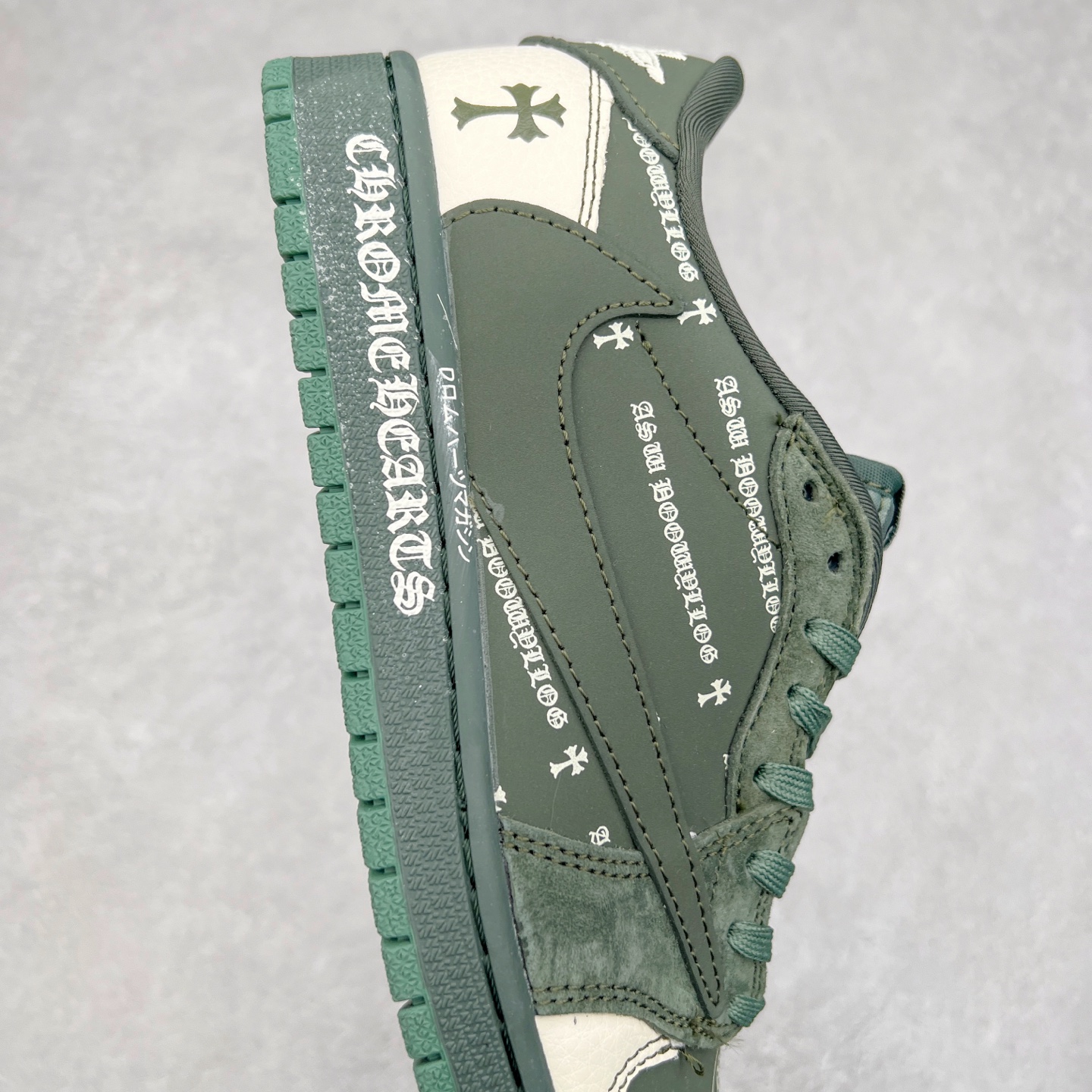 图片[6]-TS x Air Jordan AJ1 Low 倒钩低帮联名定制配色 XS2024-029 原厂内置气垫魔块 A模大底 头层小牛皮 鞋舌AJ原厂专用牛津布+AJ专用反口珍珠布+原厂无杂质高弹内里海棉+特殊封边弹力鞋带 实拍调校N版已经零色差零失真 百分百还原实物色彩所见即所得 不存在货不对板色差等低级问题 选购参考实物拍摄 不混卖不参货 只用心做好货严格选品 承诺混一赔十 尺码：36 36.5 37.5 38 38.5 39 40 40.5 41 42 42.5 43 44 44.5 45-选品中心