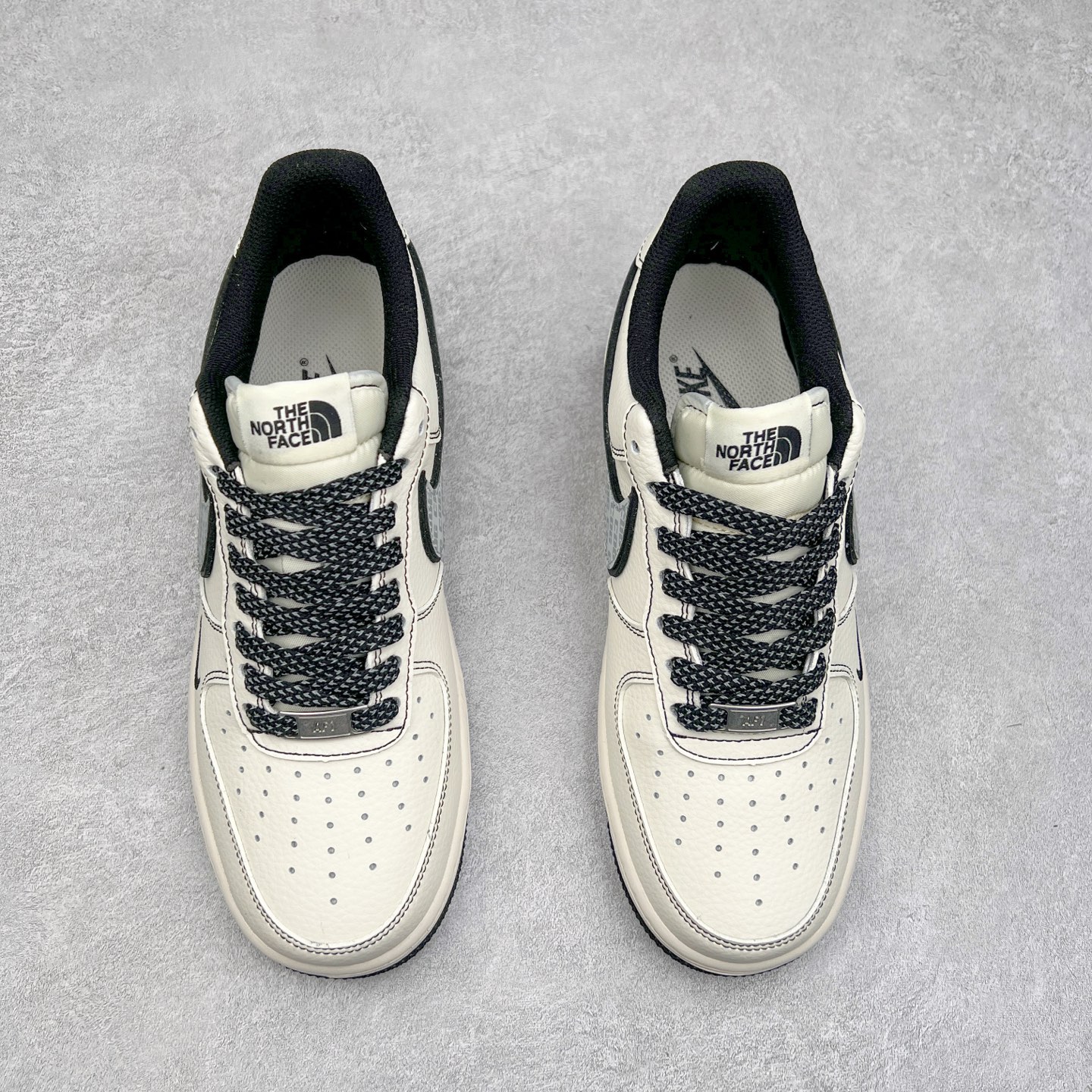 图片[2]-NK Air Force 1´07 Low 空军一号低帮百搭休闲运动板鞋 HF7518-050 柔软、弹性十足的缓震性能和出色的中底设计 横跨复古与现代的外型结合 造就出风靡全球 三十多年的Force 1 直到今天还深受青睐 实拍调校N版已经零色差零失真 百分百还原实物色彩所见即所得 不存在货不对板色差等低级问题 选购参考实物拍摄 不混卖不参货 只用心做好货严格选品 承诺混一赔十 尺码：36 36.5 37.5 38 38.5 39 40 40.5 41 42 42.5 43 44 44.5 45-选品中心