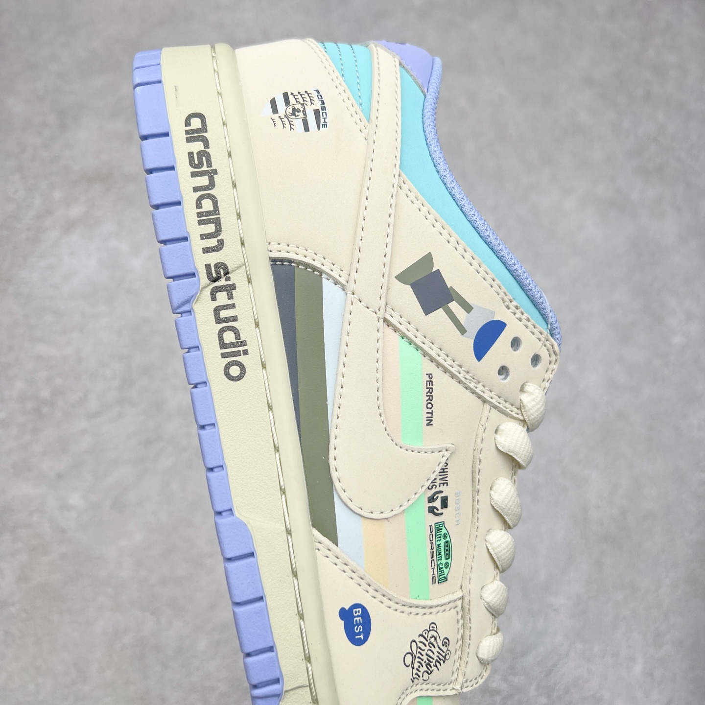 图片[6]-NK Dunk Low 定制配色 MU0232-363 大厂出品 极力推荐 原装头层材料 独家版型蒸餾加工帶來的是更好的视觉和脚感体验大厂纯原品质出货 清洁度 电绣工艺 皮料切割干净无任何毛边 细节完美 实拍调校N版已经零色差零失真 百分百还原实物色彩所见即所得 不存在货不对板色差等低级问题 选购参考实物拍摄 不混卖不参货 只用心做好货严格选品 承诺混一赔十 尺码：36 36.5 37.5 38 38.5 39 40 40.5 41 42 42.5 43 44 44.5 45-选品中心