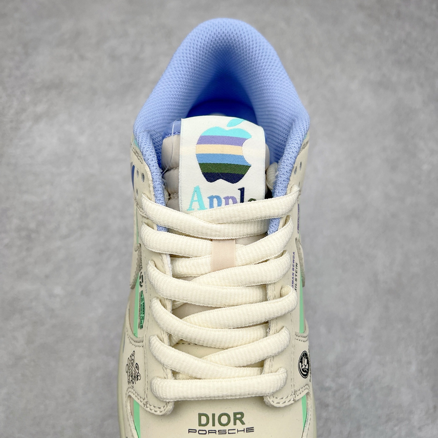 图片[5]-NK Dunk Low 定制配色 MU0232-363 大厂出品 极力推荐 原装头层材料 独家版型蒸餾加工帶來的是更好的视觉和脚感体验大厂纯原品质出货 清洁度 电绣工艺 皮料切割干净无任何毛边 细节完美 实拍调校N版已经零色差零失真 百分百还原实物色彩所见即所得 不存在货不对板色差等低级问题 选购参考实物拍摄 不混卖不参货 只用心做好货严格选品 承诺混一赔十 尺码：36 36.5 37.5 38 38.5 39 40 40.5 41 42 42.5 43 44 44.5 45-选品中心