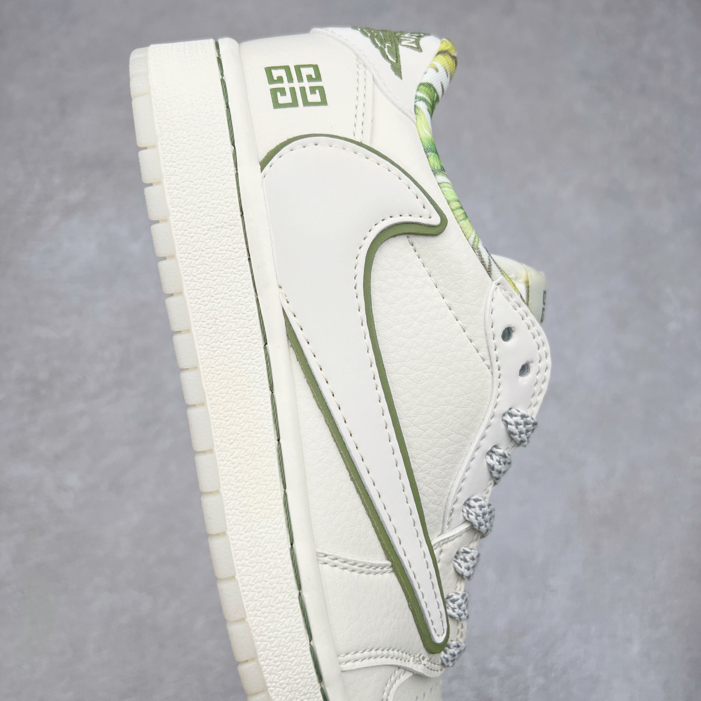 图片[6]-TS x Air Jordan AJ1 Low 倒钩低帮联名定制配色 XY2688-119 原厂内置气垫魔块 A模大底 头层小牛皮 鞋舌AJ原厂专用牛津布+AJ专用反口珍珠布+原厂无杂质高弹内里海棉+特殊封边弹力鞋带 实拍调校N版已经零色差零失真 百分百还原实物色彩所见即所得 不存在货不对板色差等低级问题 选购参考实物拍摄 不混卖不参货 只用心做好货严格选品 承诺混一赔十 尺码：36 36.5 37.5 38 38.5 39 40 40.5 41 42 42.5 43 44 44.5 45-选品中心