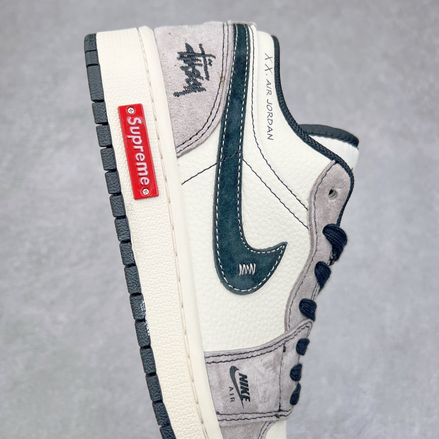 图片[6]-Air Jordan AJ1 Low 低帮定制 SJ9950-052 原厂内置气垫魔块 A模大底 头层小牛皮 鞋舌AJ原厂专用牛津布+AJ专用反口珍珠布+原厂无杂质高弹内里海棉+特殊封边弹力鞋带 尺码：36 36.5 37.5 38 38.5 39 40 40.5 41 42 42.5 43 44 44.5 45-选品中心