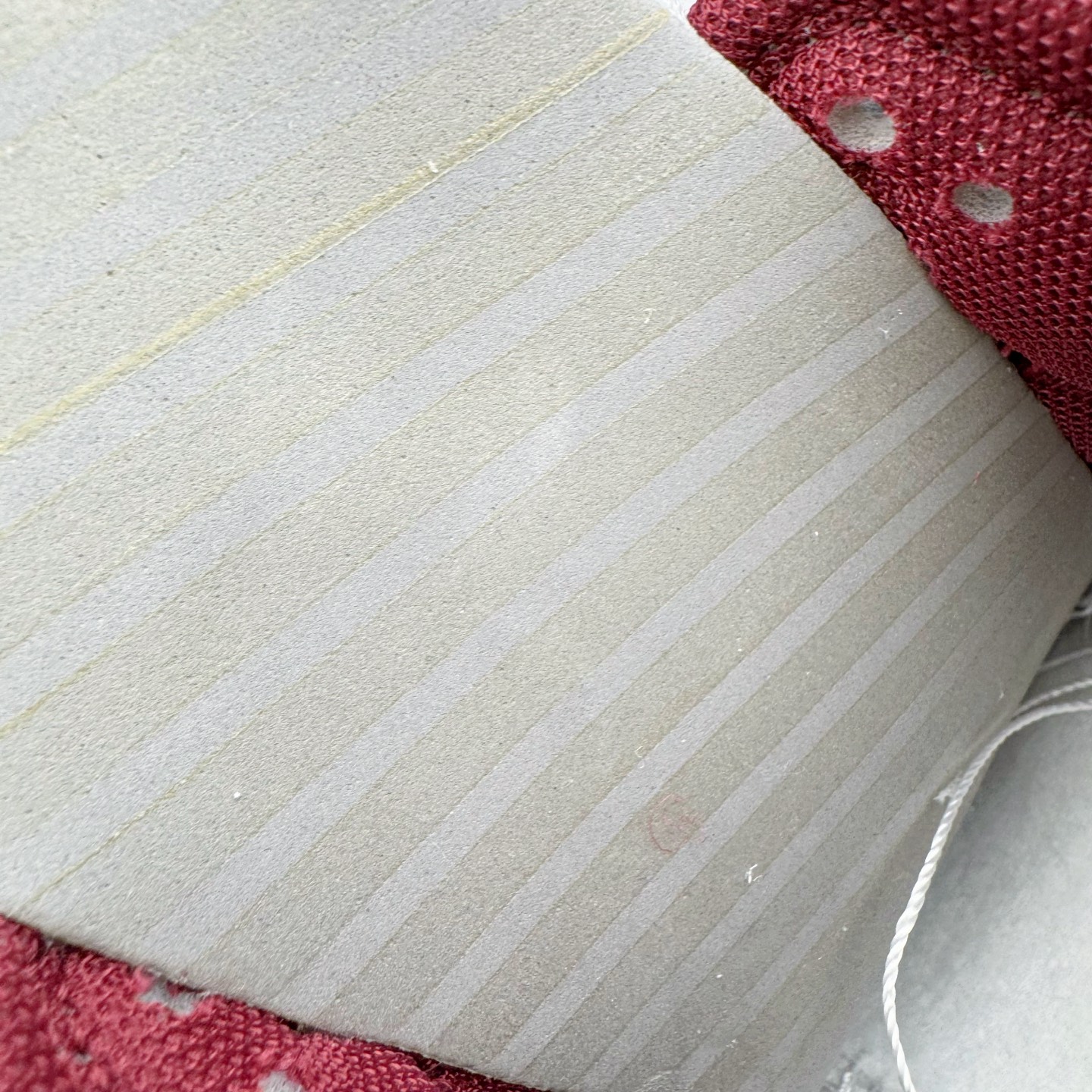 图片[19]-＃YC纯原 NK Dunk Low 环岁之礼 FB7160-161 定制系列天花板 无原鞋不开发 全系列得物原鞋一比一校对开发 配色持续更新中 终端对接 优势输出 全套原厂楦头原纸板数据档案倾力打造 原汁原味莞产 极致还原 圈内最强针车工艺 高端零售指定版 广东原厂配套原盒原标 鞋盒分三个尺码段 原厂冲刀 超高清洁度 全鞋零毛边皮料切割 采用原厂百宏鞋带以及原厂百宏织唛舌标 内标可供原厂几率过验 进口原装条纹中底布 四线拉帮白色点胶 原厂拉帮手法遵循公司 原厂电绣 极致还原 尺码：36 36.5 37.5 38 38.5 39 40 40.5 41 42 42.5 43 44 44.5 45 46-选品中心