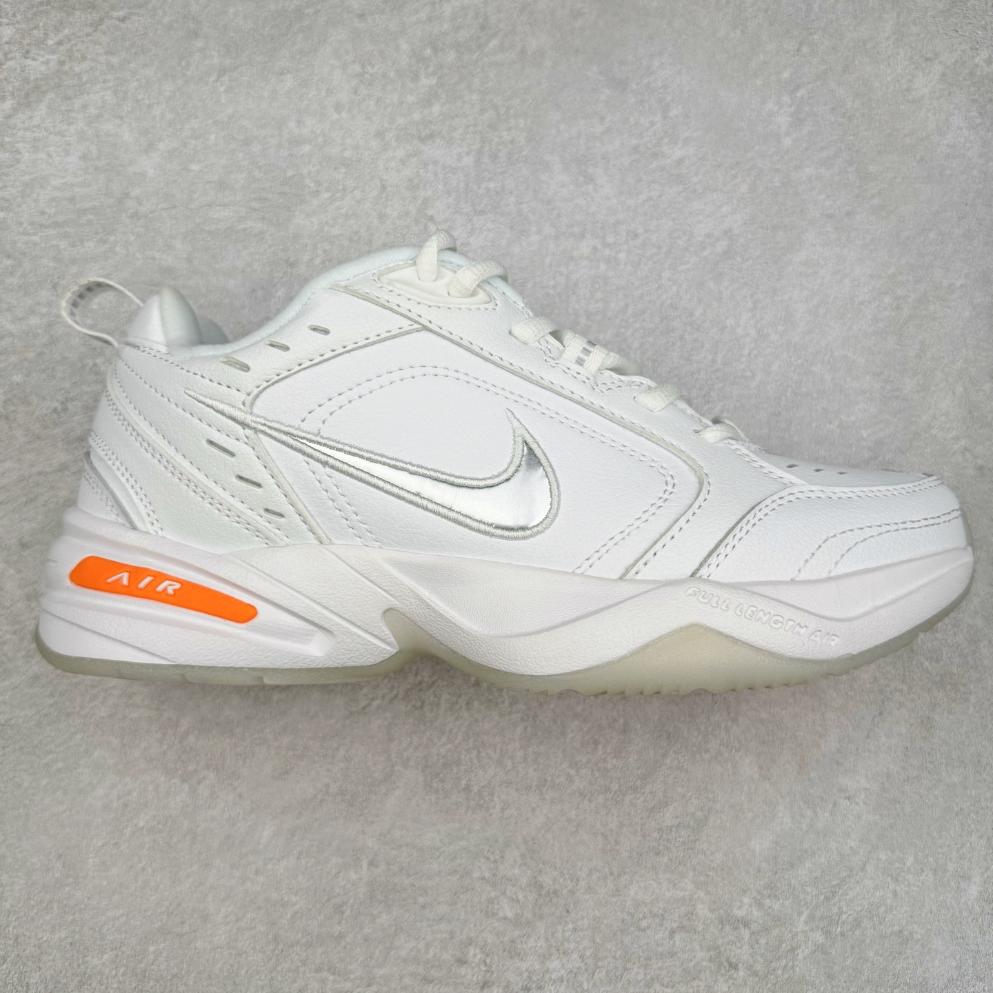 图片[7]-NK Air Monarch IV M2K Tekno 复古运动老爹鞋 正确原楦开发版型 内置Air气垫版本 细节完美还原 复古潮流优质皮革打造鞋面 夸张流线极符 风靡老爹元素 外形延续当下潮流得未来感老爹鞋 设计干净配色风格也带有浓郁的复古感受 极为独特 尺码：36 36.5 37.5 38 38.5 39 40 40.5 41 42 42.5 43 44 44.5 45-选品中心