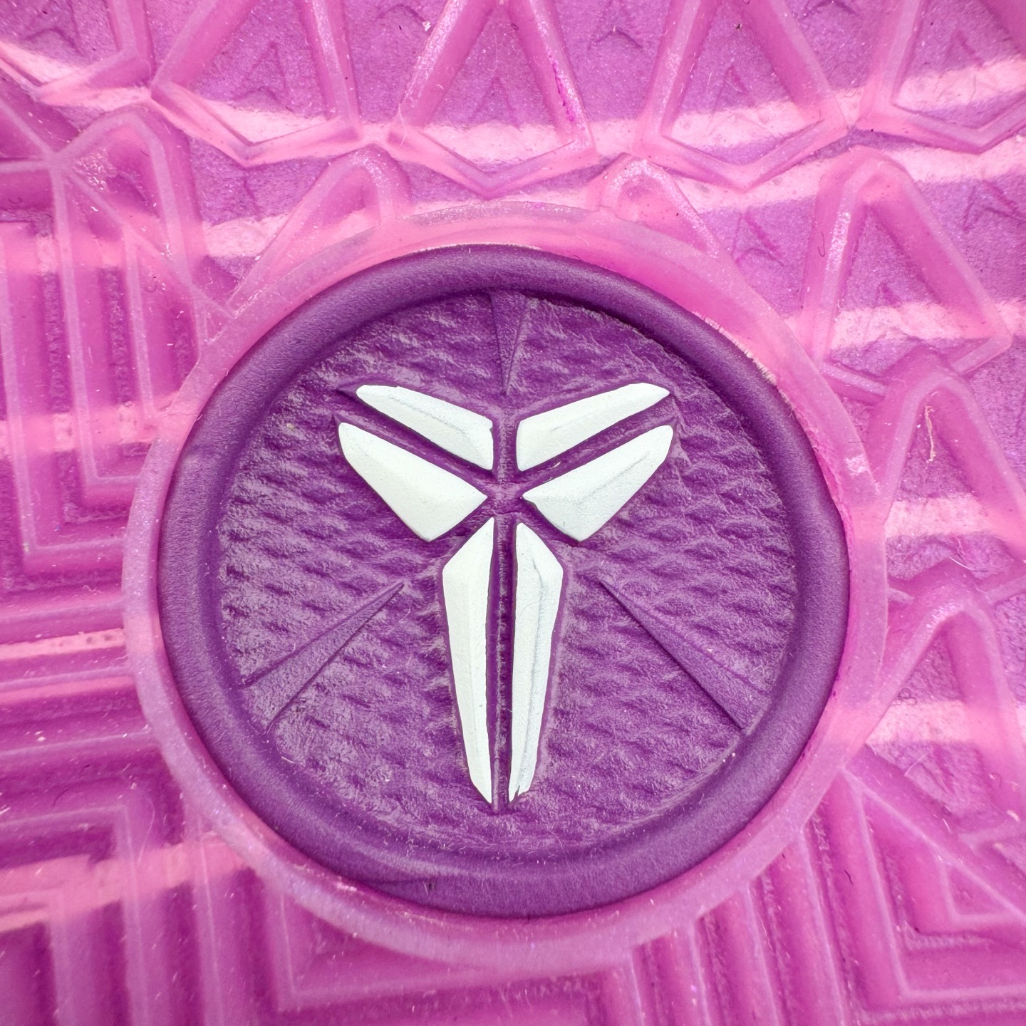 图片[17]-＃GX NK Zoom Kobe Ⅷ System 科比8代复刻实战运动低帮文化篮球鞋 Eybl 紫色 HJ7265-500 完美复刻公司货 React科技鞋垫加持 实战配置直接拉满 原楦纸板开发 鞋身流线型、后跟塑形 区分土肥圆 原厂针织鞋面一针一线匹配原版 全身鞋材卡料色独家定制 唯一万针立体刺绣SWOOSH 真实底模最大50.5 实战利器 专供海外市场 独立原厂模具 首批不拼图大几率过验 亲测已过 支持各种高强度实战 无需担心 补货周期极长 脚宽建议买大半码 科比系列前掌偏窄 支持七天无理由退换 尺码： 40 40.5 41 42 42.5 43 44 44.5 45 46 47.5 48.5 49.5 50.5-选品中心