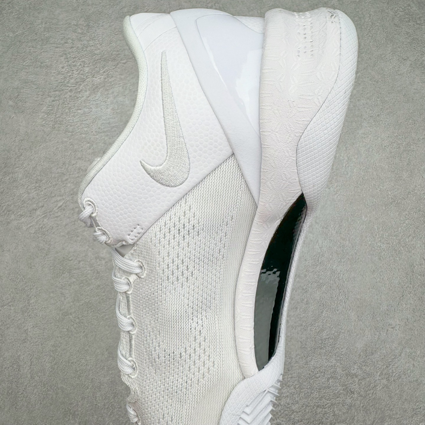 图片[7]-＃GX NK Zoom Kobe Ⅷ System 科比8代复刻实战运动低帮文化篮球鞋 纯白白龙 FJ9364-100 完美复刻公司货 React科技鞋垫加持 实战配置直接拉满 原楦纸板开发 鞋身流线型、后跟塑形 区分土肥圆 原厂针织鞋面一针一线匹配原版 全身鞋材卡料色独家定制 唯一万针立体刺绣SWOOSH 真实底模最大50.5 实战利器 专供海外市场 独立原厂模具 首批不拼图大几率过验 亲测已过 支持各种高强度实战 无需担心 补货周期极长 脚宽建议买大半码 科比系列前掌偏窄 支持七天无理由退换 尺码： 40 40.5 41 42 42.5 43 44 44.5 45 46 47.5 48.5 49.5 50.5-选品中心