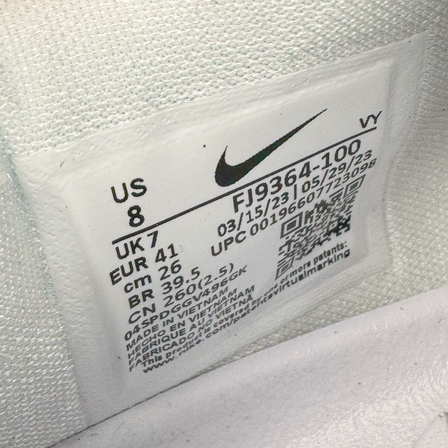 图片[12]-＃GX NK Zoom Kobe Ⅷ System 科比8代复刻实战运动低帮文化篮球鞋 纯白白龙 FJ9364-100 完美复刻公司货 React科技鞋垫加持 实战配置直接拉满 原楦纸板开发 鞋身流线型、后跟塑形 区分土肥圆 原厂针织鞋面一针一线匹配原版 全身鞋材卡料色独家定制 唯一万针立体刺绣SWOOSH 真实底模最大50.5 实战利器 专供海外市场 独立原厂模具 首批不拼图大几率过验 亲测已过 支持各种高强度实战 无需担心 补货周期极长 脚宽建议买大半码 科比系列前掌偏窄 支持七天无理由退换 尺码： 40 40.5 41 42 42.5 43 44 44.5 45 46 47.5 48.5 49.5 50.5-选品中心