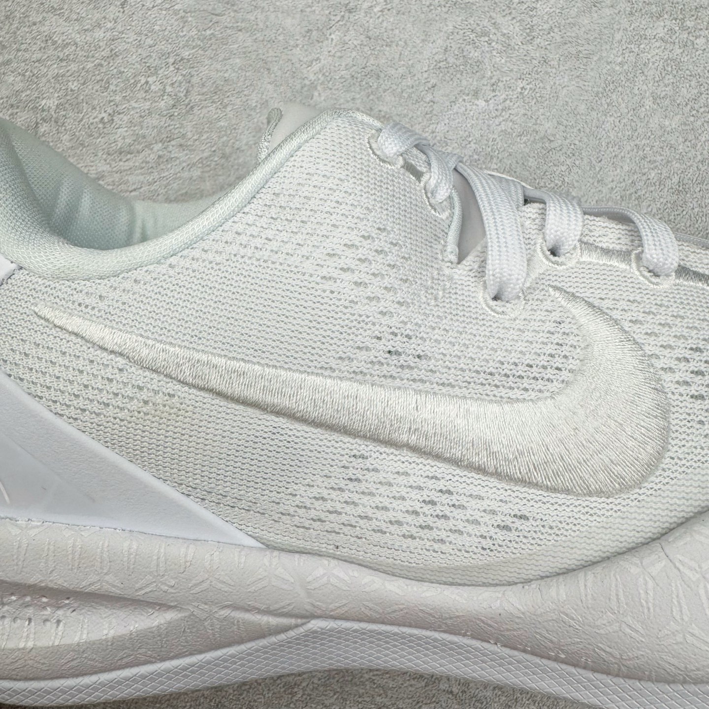 图片[20]-＃GX NK Zoom Kobe Ⅷ System 科比8代复刻实战运动低帮文化篮球鞋 纯白白龙 FJ9364-100 完美复刻公司货 React科技鞋垫加持 实战配置直接拉满 原楦纸板开发 鞋身流线型、后跟塑形 区分土肥圆 原厂针织鞋面一针一线匹配原版 全身鞋材卡料色独家定制 唯一万针立体刺绣SWOOSH 真实底模最大50.5 实战利器 专供海外市场 独立原厂模具 首批不拼图大几率过验 亲测已过 支持各种高强度实战 无需担心 补货周期极长 脚宽建议买大半码 科比系列前掌偏窄 支持七天无理由退换 尺码： 40 40.5 41 42 42.5 43 44 44.5 45 46 47.5 48.5 49.5 50.5-选品中心