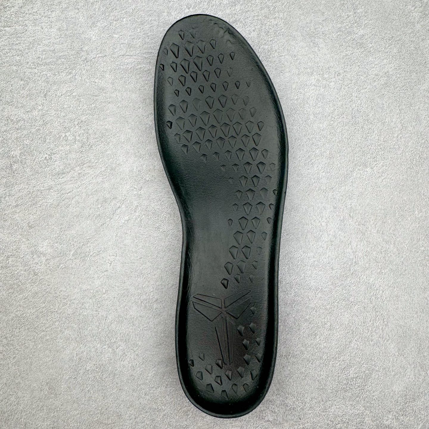 图片[13]-＃GX NK Zoom Kobe Ⅷ System 科比8代复刻实战运动低帮文化篮球鞋 黑紫黄 HF9550-001 完美复刻公司货 React科技鞋垫加持 实战配置直接拉满 原楦纸板开发 鞋身流线型、后跟塑形 区分土肥圆 原厂针织鞋面一针一线匹配原版 全身鞋材卡料色独家定制 唯一万针立体刺绣SWOOSH 真实底模最大50.5 实战利器 专供海外市场 独立原厂模具 首批不拼图大几率过验 亲测已过 支持各种高强度实战 无需担心 补货周期极长 脚宽建议买大半码 科比系列前掌偏窄 支持七天无理由退换 尺码： 40 40.5 41 42 42.5 43 44 44.5 45 46 47.5 48.5 49.5 50.5-选品中心