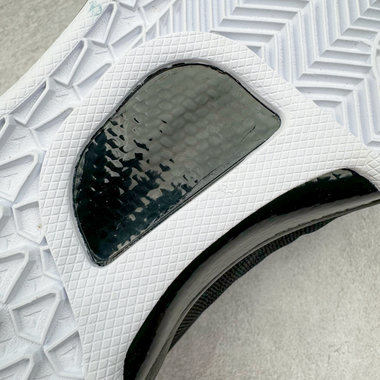 图片[10]-＃GX NK Zoom Kobe Ⅷ System 科比8代复刻实战运动低帮文化篮球鞋 黑紫黄 HF9550-001 完美复刻公司货 React科技鞋垫加持 实战配置直接拉满 原楦纸板开发 鞋身流线型、后跟塑形 区分土肥圆 原厂针织鞋面一针一线匹配原版 全身鞋材卡料色独家定制 唯一万针立体刺绣SWOOSH 真实底模最大50.5 实战利器 专供海外市场 独立原厂模具 首批不拼图大几率过验 亲测已过 支持各种高强度实战 无需担心 补货周期极长 脚宽建议买大半码 科比系列前掌偏窄 支持七天无理由退换 尺码： 40 40.5 41 42 42.5 43 44 44.5 45 46 47.5 48.5 49.5 50.5-选品中心