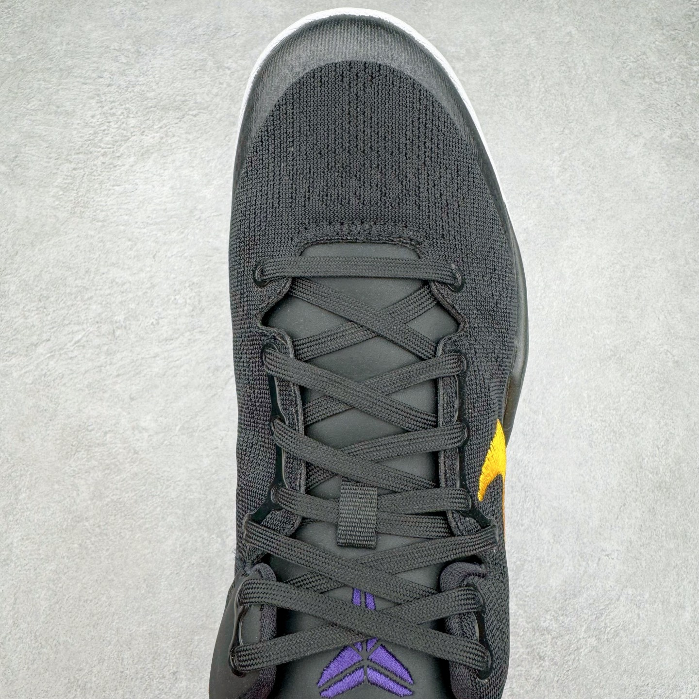 图片[4]-＃GX NK Zoom Kobe Ⅷ System 科比8代复刻实战运动低帮文化篮球鞋 黑紫黄 HF9550-001 完美复刻公司货 React科技鞋垫加持 实战配置直接拉满 原楦纸板开发 鞋身流线型、后跟塑形 区分土肥圆 原厂针织鞋面一针一线匹配原版 全身鞋材卡料色独家定制 唯一万针立体刺绣SWOOSH 真实底模最大50.5 实战利器 专供海外市场 独立原厂模具 首批不拼图大几率过验 亲测已过 支持各种高强度实战 无需担心 补货周期极长 脚宽建议买大半码 科比系列前掌偏窄 支持七天无理由退换 尺码： 40 40.5 41 42 42.5 43 44 44.5 45 46 47.5 48.5 49.5 50.5-选品中心