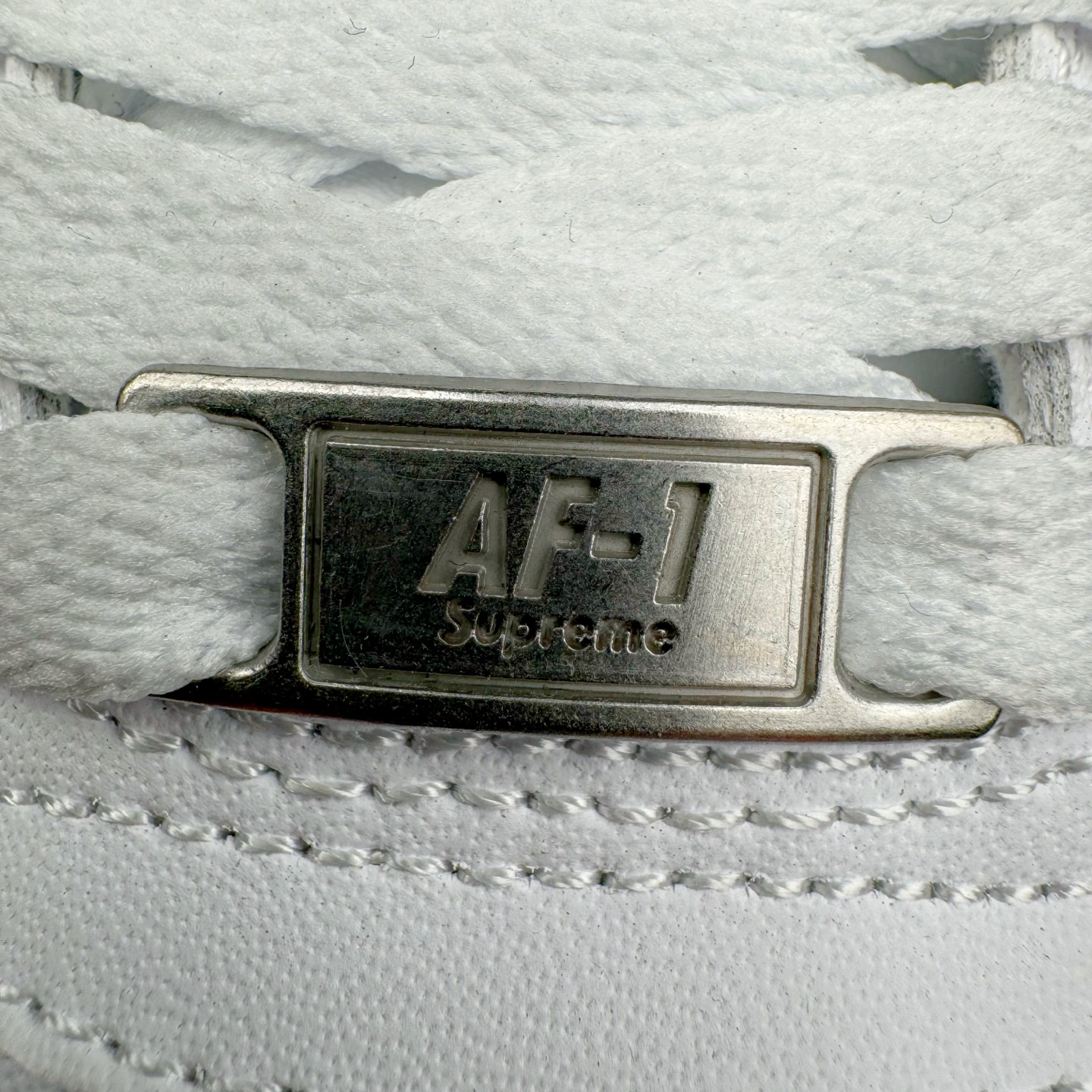 ＃福利特价‼️
CDG x Supreme x NK Air Force 1 Supreme Comme