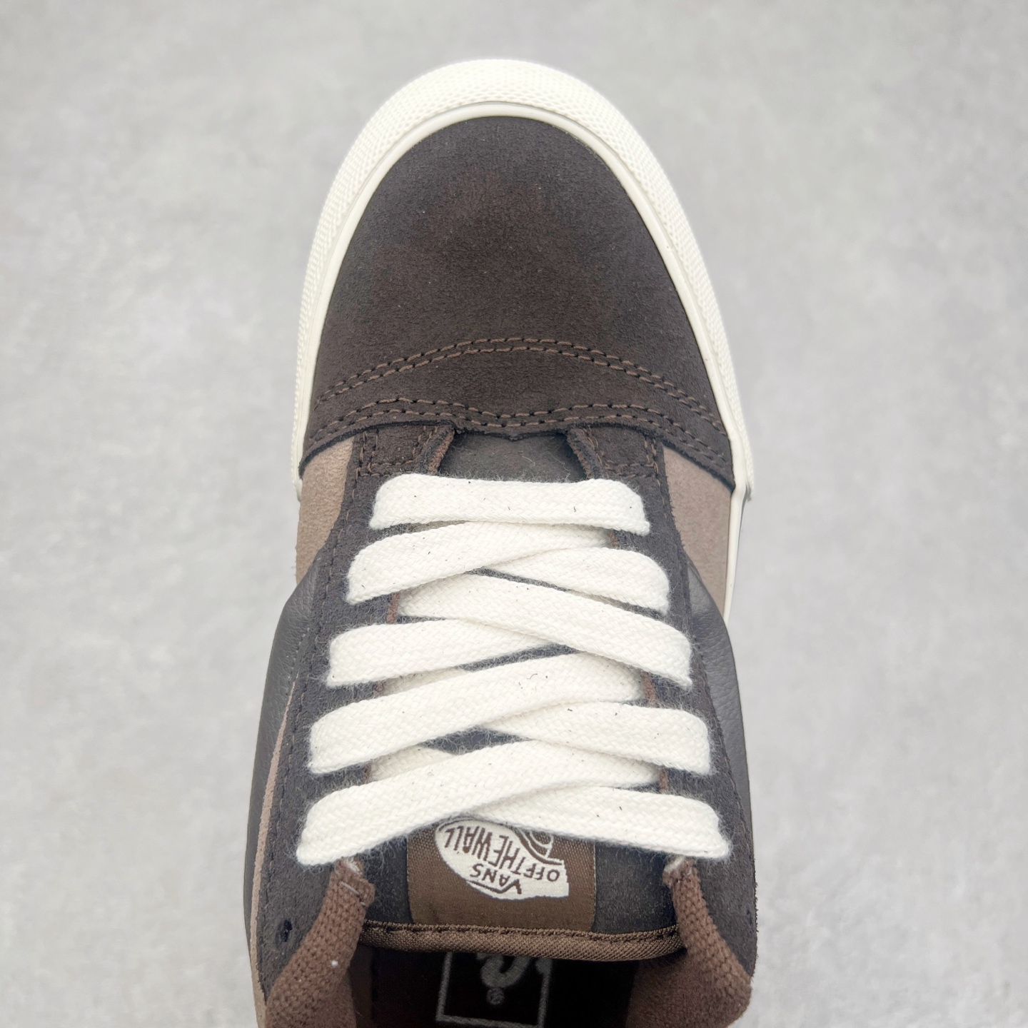 图片[4]-Vans Knu Skool 咖啡豆 范斯官方 复古休闲胖胖面包鞋 肥胖版大LOGO原版全皮猪八面料 尺码：35 36 36.5 37 38 38.5 39 40 40.5 41 42 42.5 43 44 工艺：硫化1：1（重量1：1、真标、原钢印、材质标、鞋型标、合格证）-选品中心