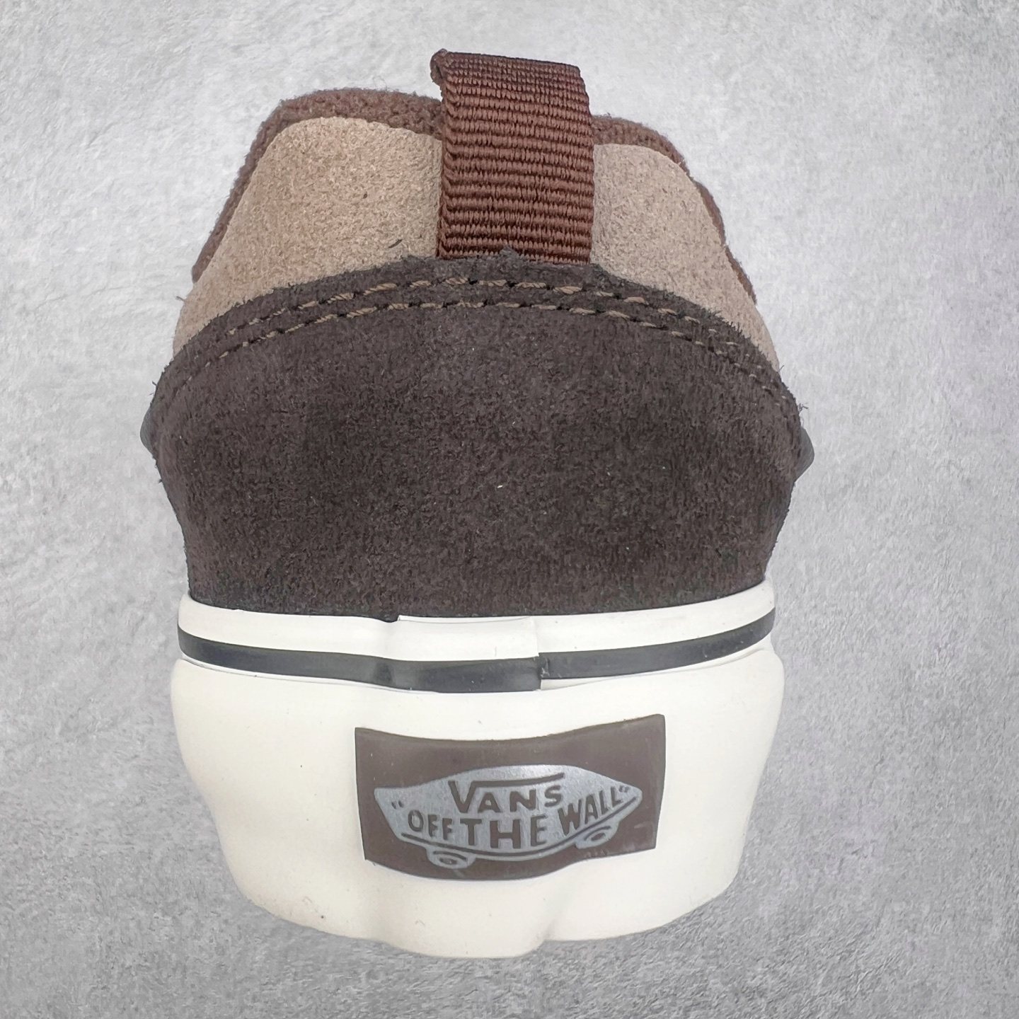 图片[8]-Vans Knu Skool 咖啡豆 范斯官方 复古休闲胖胖面包鞋 肥胖版大LOGO原版全皮猪八面料 尺码：35 36 36.5 37 38 38.5 39 40 40.5 41 42 42.5 43 44 工艺：硫化1：1（重量1：1、真标、原钢印、材质标、鞋型标、合格证）-选品中心