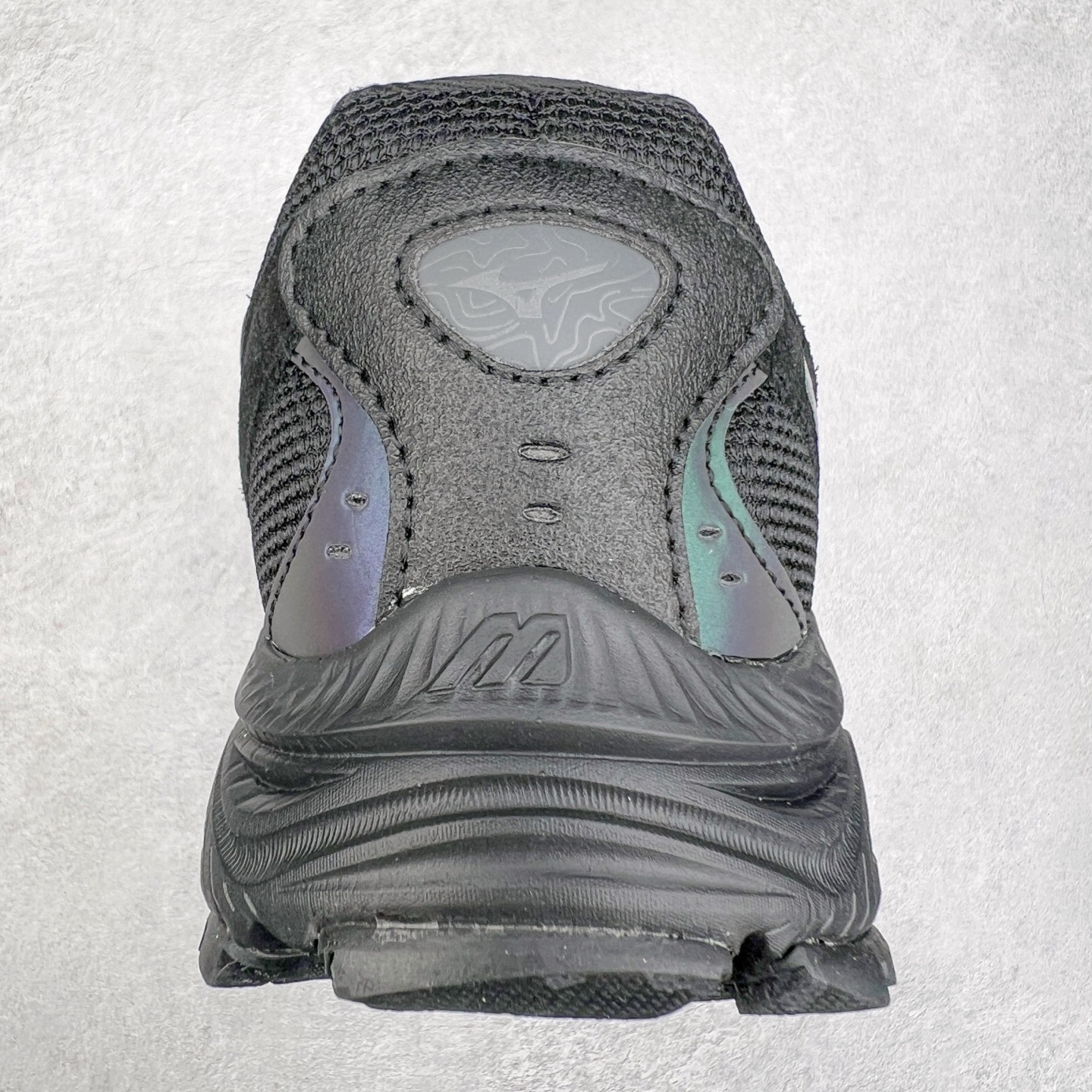 图片[8]-Mizuno Speed 2K 美津浓复古厚底织物合成革防滑耐磨透气低帮休闲跑步鞋 美津浓（Mizuno）是日本美津浓株式会社于1906年创立的运动品牌，经过一个多世纪的不断努力现已成为世界著名的运动器具、服装和鞋类生产商。美津浓力求服务于各类运动项目，并竭力使运动生活更加愉快和振奋。产品种类齐全，覆盖几乎全部主要运动项目，达到30万多个品类。尺码：36 36.5 37.5 38 38.5 39 40 40.5 41 42 42.5 43 44 44.5 45-选品中心