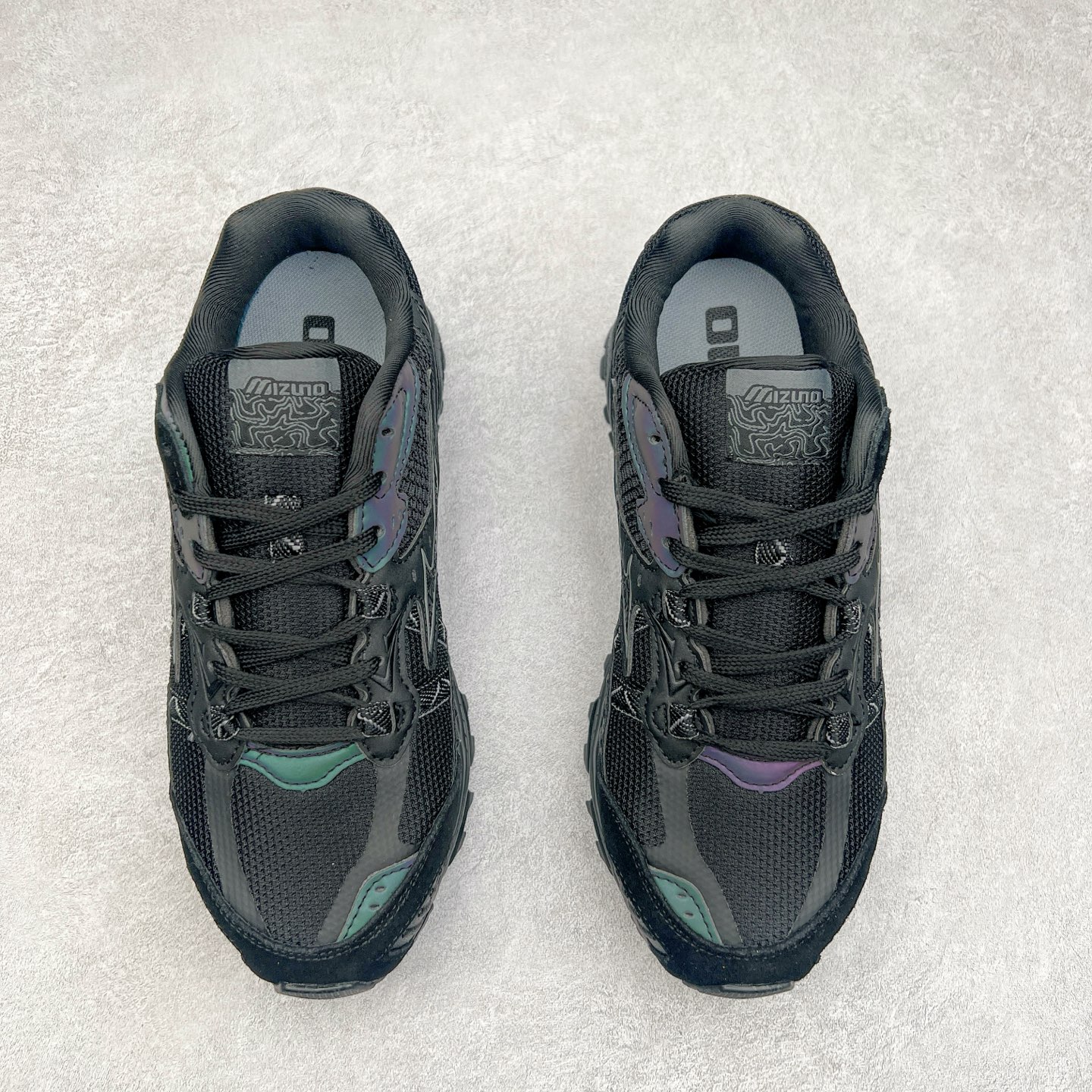 图片[2]-Mizuno Speed 2K 美津浓复古厚底织物合成革防滑耐磨透气低帮休闲跑步鞋 美津浓（Mizuno）是日本美津浓株式会社于1906年创立的运动品牌，经过一个多世纪的不断努力现已成为世界著名的运动器具、服装和鞋类生产商。美津浓力求服务于各类运动项目，并竭力使运动生活更加愉快和振奋。产品种类齐全，覆盖几乎全部主要运动项目，达到30万多个品类。尺码：36 36.5 37.5 38 38.5 39 40 40.5 41 42 42.5 43 44 44.5 45-选品中心