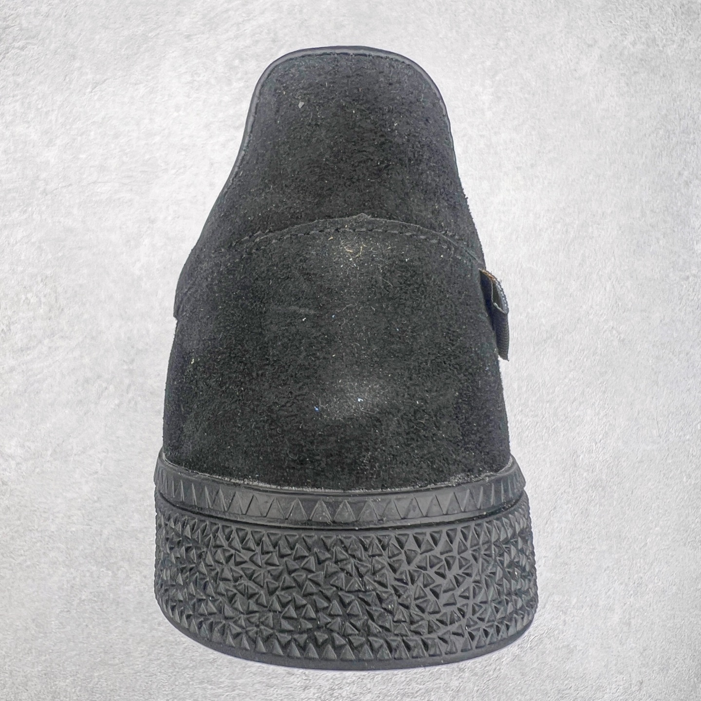 图片[8]-＃TG AD Originals Handball SPZL 手球运动员系列百搭休闲运动板鞋 IE6603 这款来自阿迪达斯的这款HANDBALL SPZL前身是一双手球运动鞋，这一次拿来复刻，所以鞋面的主要色彩选用了黑色， 鞋面外侧除了Spezial字母之外还有三叶草标志。Handball SPZL作为复古手球训练鞋与作为室内足球鞋的Samba有着异曲同工之处，但是质感更为出众的鞋身以及丰富的配色选择比起Samba来讲可以说是更胜一筹了！尺码：36 36⅔ 37⅓ 38 38⅔ 39⅓ 40 40⅔ 41⅓ 42 42⅔ 43⅓ 44⅔ 45-选品中心