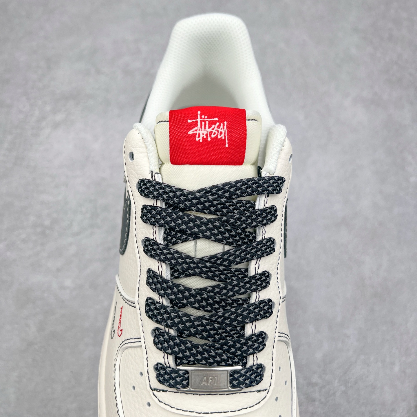 图片[5]-NK Air Force 1´07 Low 空军一号低帮百搭休闲运动板鞋 HH7518-036 柔软、弹性十足的缓震性能和出色的中底设计 横跨复古与现代的外型结合 造就出风靡全球 三十多年的Force 1 直到今天还深受青睐 实拍调校N版已经零色差零失真 百分百还原实物色彩所见即所得 不存在货不对板色差等低级问题 选购参考实物拍摄 不混卖不参货 只用心做好货严格选品 承诺混一赔十 尺码：36 36.5 37.5 38 38.5 39 40 40.5 41 42 42.5 43 44 44.5 45-选品中心