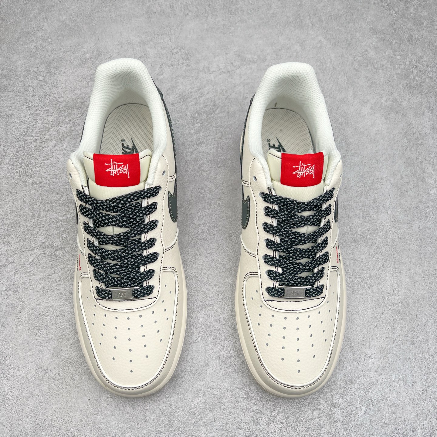 图片[2]-NK Air Force 1´07 Low 空军一号低帮百搭休闲运动板鞋 HH7518-036 柔软、弹性十足的缓震性能和出色的中底设计 横跨复古与现代的外型结合 造就出风靡全球 三十多年的Force 1 直到今天还深受青睐 实拍调校N版已经零色差零失真 百分百还原实物色彩所见即所得 不存在货不对板色差等低级问题 选购参考实物拍摄 不混卖不参货 只用心做好货严格选品 承诺混一赔十 尺码：36 36.5 37.5 38 38.5 39 40 40.5 41 42 42.5 43 44 44.5 45-选品中心