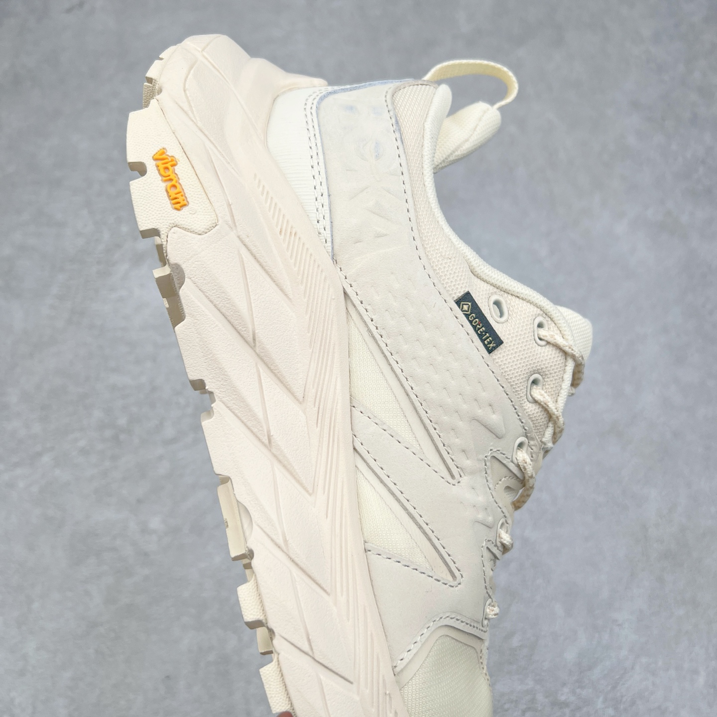 图片[6]-WTAPS x HOKA ONE ONE Wtaps×Anacapa 联名款皮革舒适缓震防滑耐磨低帮生活休闲鞋 实拍调校N版已经零色差零失真 百分百还原实物色彩所见即所得 不存在货不对板色差等低级问题 选购参考实物拍摄 不混卖不参货 只用心做好货严格选品 承诺混一赔十 尺码：36 36.5 37.5 38 38.5 39 40 40.5 41 42 42.5 43 44 44.5 45-选品中心