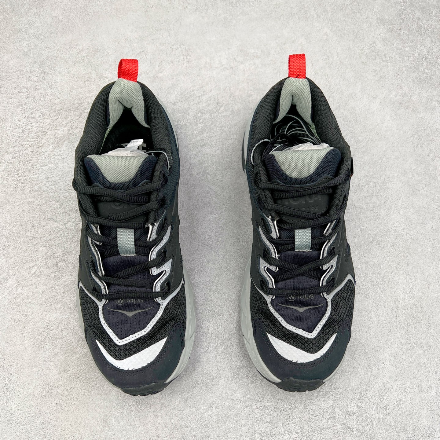 图片[2]-WTAPS x HOKA ONE ONE Wtaps×Anacapa 联名款皮革舒适缓震防滑耐磨低帮生活休闲鞋 实拍调校N版已经零色差零失真 百分百还原实物色彩所见即所得 不存在货不对板色差等低级问题 选购参考实物拍摄 不混卖不参货 只用心做好货严格选品 承诺混一赔十 尺码：36 36.5 37.5 38 38.5 39 40 40.5 41 42 42.5 43 44 44.5 45-选品中心