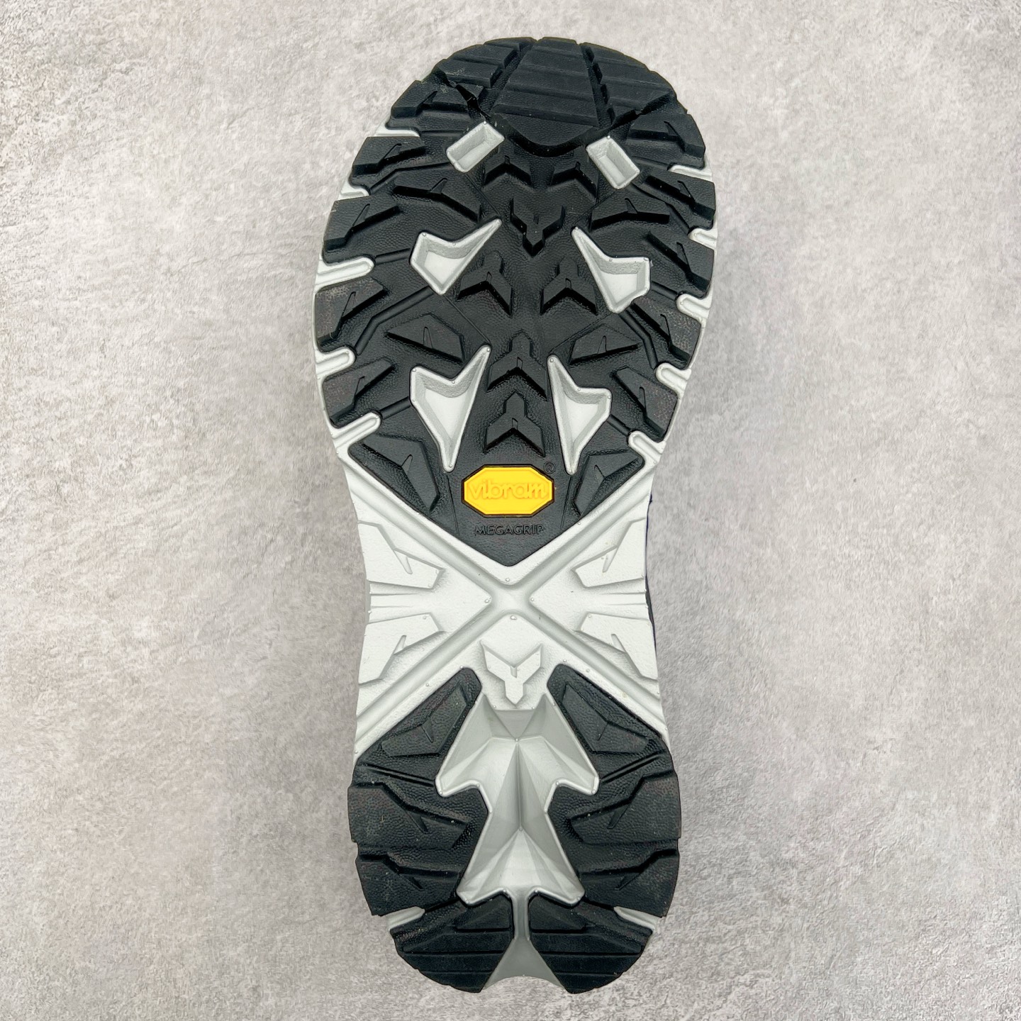 图片[9]-WTAPS x HOKA ONE ONE Wtaps×Anacapa 联名款皮革舒适缓震防滑耐磨低帮生活休闲鞋 实拍调校N版已经零色差零失真 百分百还原实物色彩所见即所得 不存在货不对板色差等低级问题 选购参考实物拍摄 不混卖不参货 只用心做好货严格选品 承诺混一赔十 尺码：36 36.5 37.5 38 38.5 39 40 40.5 41 42 42.5 43 44 44.5 45-选品中心