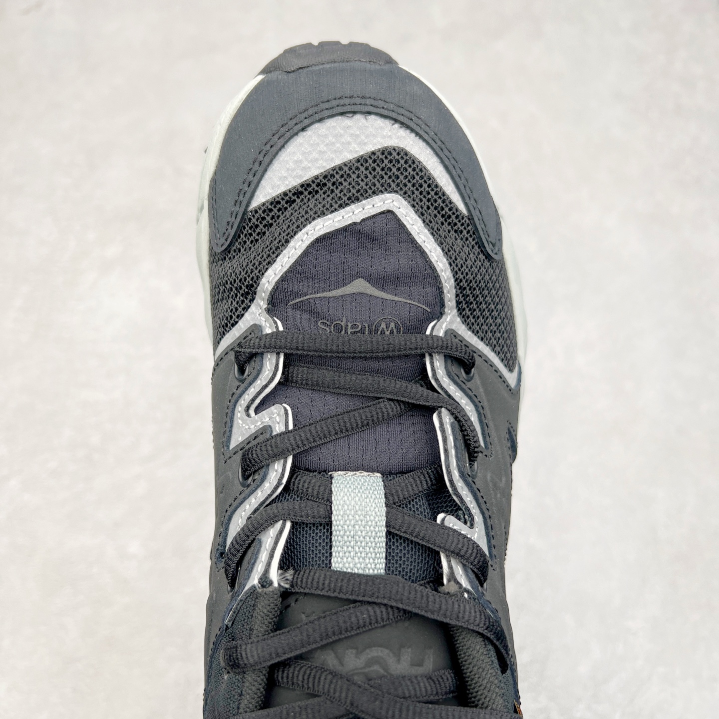 图片[4]-WTAPS x HOKA ONE ONE Wtaps×Anacapa 联名款皮革舒适缓震防滑耐磨低帮生活休闲鞋 实拍调校N版已经零色差零失真 百分百还原实物色彩所见即所得 不存在货不对板色差等低级问题 选购参考实物拍摄 不混卖不参货 只用心做好货严格选品 承诺混一赔十 尺码：36 36.5 37.5 38 38.5 39 40 40.5 41 42 42.5 43 44 44.5 45-选品中心