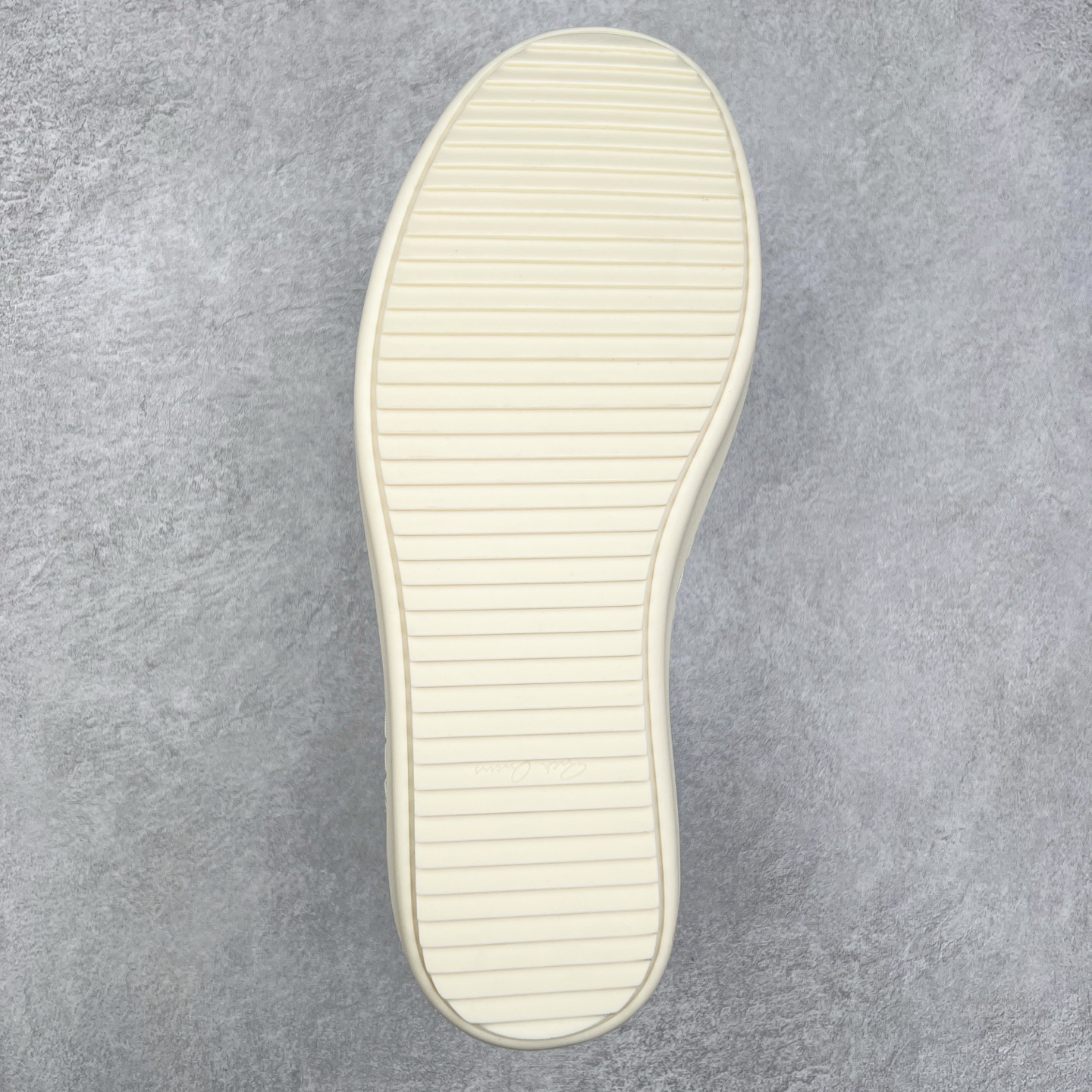 图片[9]-Rick Owens 瑞克·欧文斯 RO低帮布面时尚板鞋 一比一规格礼盒装 重达3斤以上 配有日文、英文 双语种配件卡片 细节诠释 一件不落 鞋盒三标 正面+底部都一一做到 虽然增加不了实质的成本 但是打磨产品的细节 再微小也会还原 尺码：35 36 37 38 39 40 41 42 43 44 45-选品中心