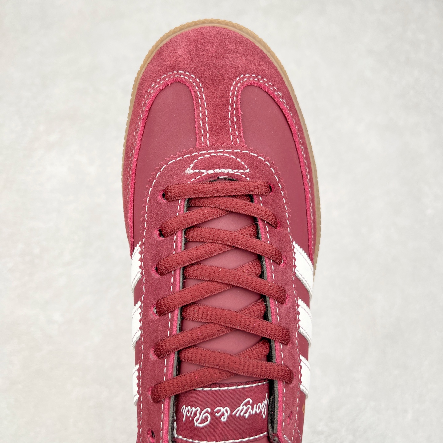 图片[4]-AD Originals Handball SPZL 手球运动员系列百搭休闲运动板鞋 JP7068 这款来自阿迪达斯的这款HANDBALL SPZL前身是一双手球运动鞋，这一次拿来复刻，所以鞋面的主要色彩选用了黑色， 鞋面外侧除了Spezial字母之外还有三叶草标志。Handball SPZL作为复古手球训练鞋与作为室内足球鞋的Samba有着异曲同工之处，但是质感更为出众的鞋身以及丰富的配色选择比起Samba来讲可以说是更胜一筹了！尺码：36 36⅔ 37⅓ 38 38⅔ 39⅓ 40 40⅔ 41⅓ 42 42⅔ 43⅓ 44 45-选品中心