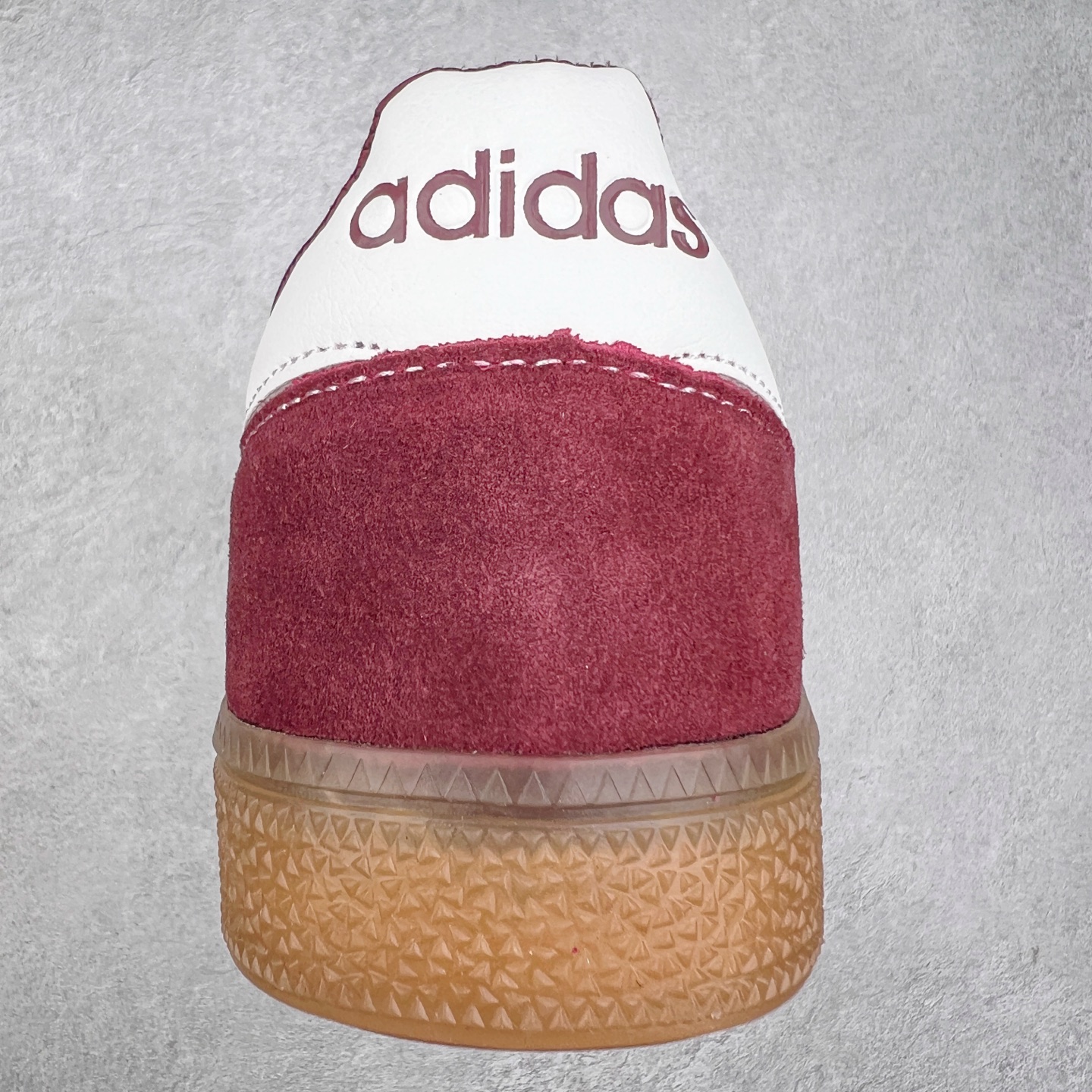 图片[8]-AD Originals Handball SPZL 手球运动员系列百搭休闲运动板鞋 JP7068 这款来自阿迪达斯的这款HANDBALL SPZL前身是一双手球运动鞋，这一次拿来复刻，所以鞋面的主要色彩选用了黑色， 鞋面外侧除了Spezial字母之外还有三叶草标志。Handball SPZL作为复古手球训练鞋与作为室内足球鞋的Samba有着异曲同工之处，但是质感更为出众的鞋身以及丰富的配色选择比起Samba来讲可以说是更胜一筹了！尺码：36 36⅔ 37⅓ 38 38⅔ 39⅓ 40 40⅔ 41⅓ 42 42⅔ 43⅓ 44 45-选品中心