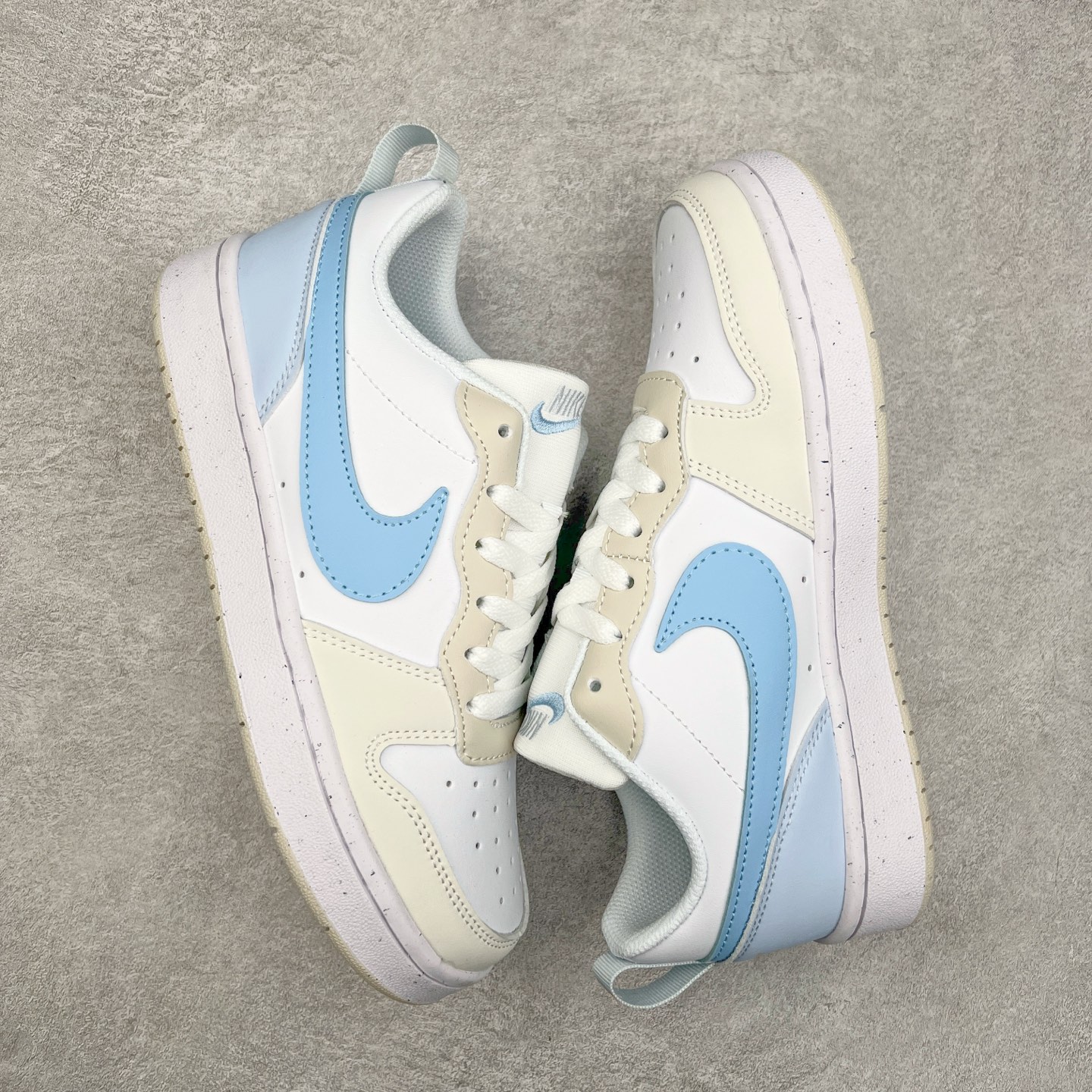 图片[3]-NK Court Borough Low CB2 低帮百搭透气休闲运动板鞋 IB4701-141 原数据独家私模大底 经典耐用的设计 兼顾舒适脚感和出众风范 演绎匠心之作 结构性的支撑贴合感结合复古篮球设计 塑就场外全明星风范 尺码：36 36.5 37.5 38 38.5 39 40 40.5 41 42 42.5 43 44 44.5 45-选品中心