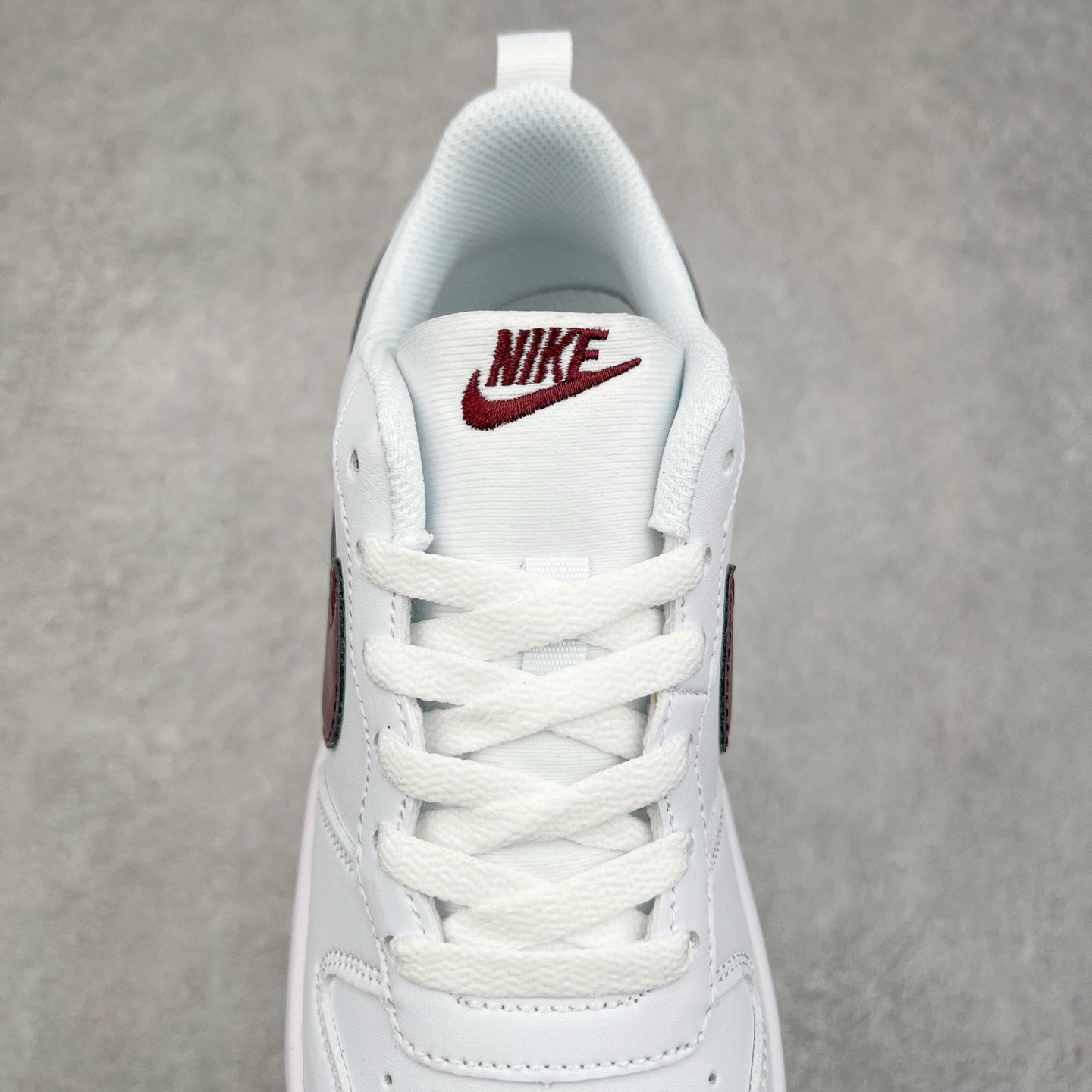 图片[5]-NK Court Borough Low CB2 低帮百搭透气休闲运动板鞋 DV5456-112 原数据独家私模大底 经典耐用的设计 兼顾舒适脚感和出众风范 演绎匠心之作 结构性的支撑贴合感结合复古篮球设计 塑就场外全明星风范 尺码：36 36.5 37.5 38 38.5 39 40 40.5 41 42 42.5 43 44 44.5 45-选品中心