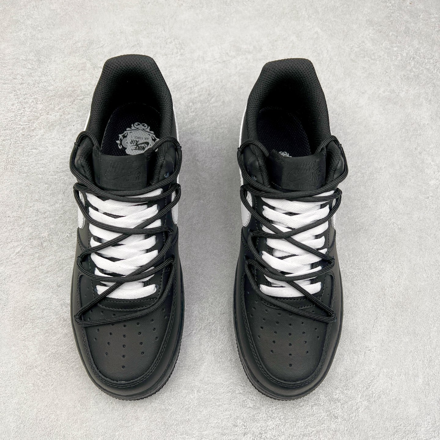 图片[2]-NK Air Force 1´07 Low 空军一号低帮百搭休闲运动板鞋 CK0316-063 柔软、弹性十足的缓震性能和出色的中底设计 横跨复古与现代的外型结合 造就出风靡全球 三十多年的Force 1 直到今天还深受青睐 实拍调校N版已经零色差零失真 百分百还原实物色彩所见即所得 不存在货不对板色差等低级问题 选购参考实物拍摄 不混卖不参货 只用心做好货严格选品 承诺混一赔十 尺码：36 36.5 37.5 38 38.5 39 40 40.5 41 42 42.5 43 44 44.5 45-选品中心