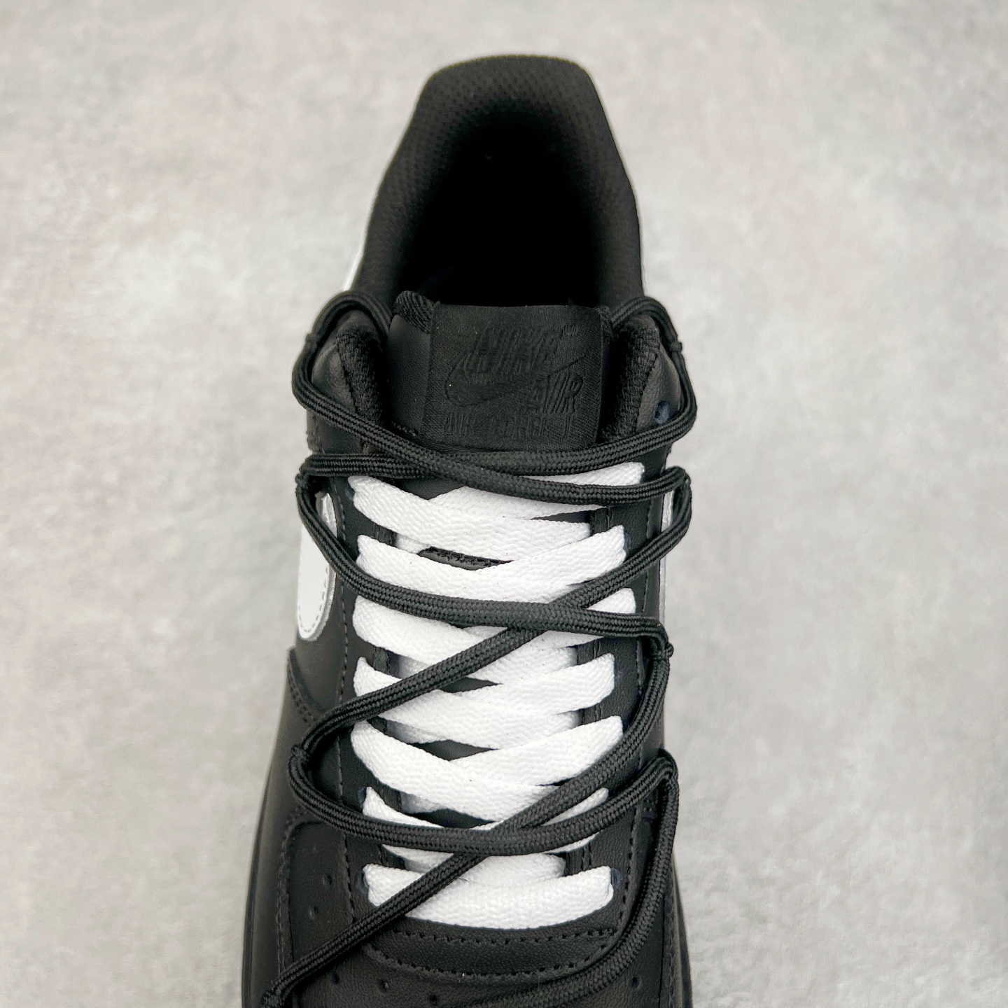 图片[5]-NK Air Force 1´07 Low 空军一号低帮百搭休闲运动板鞋 CK0316-063 柔软、弹性十足的缓震性能和出色的中底设计 横跨复古与现代的外型结合 造就出风靡全球 三十多年的Force 1 直到今天还深受青睐 实拍调校N版已经零色差零失真 百分百还原实物色彩所见即所得 不存在货不对板色差等低级问题 选购参考实物拍摄 不混卖不参货 只用心做好货严格选品 承诺混一赔十 尺码：36 36.5 37.5 38 38.5 39 40 40.5 41 42 42.5 43 44 44.5 45-选品中心