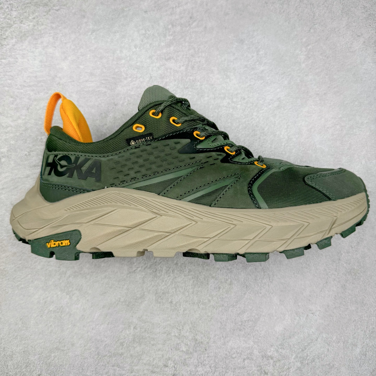 WTAPS x HOKA ONE ONE Wtaps×Anacapa 联名款皮革舒适缓震防滑耐磨低帮生活休闲鞋 实拍调校N版已经零色差零失真 百分百还原实物色彩所见即所得 不存在货不对板色差等低级问题 选购参考实物拍摄 不混卖不参货 只用心做好货严格选品 承诺混一赔十 尺码:36 36.5 37.5 38 38.5 39 40 40.5 41 42 42.5 43 44 44.5 45-选品中心