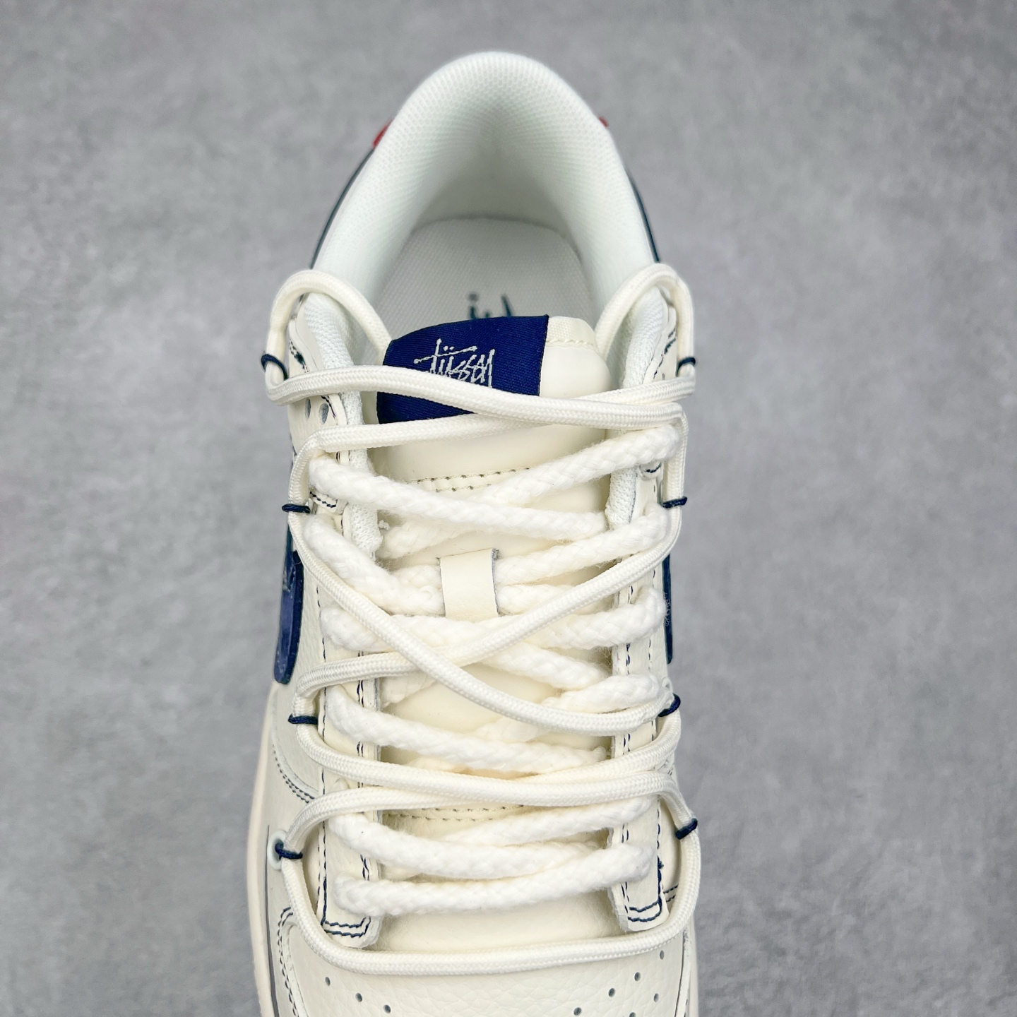 图片[5]-NK Dunk Low 定制配色 YX5066-275 大厂出品 极力推荐 原装头层材料 独家版型蒸餾加工帶來的是更好的视觉和脚感体验大厂纯原品质出货 清洁度 电绣工艺 皮料切割干净无任何毛边 细节完美 实拍调校N版已经零色差零失真 百分百还原实物色彩所见即所得 不存在货不对板色差等低级问题 选购参考实物拍摄 不混卖不参货 只用心做好货严格选品 承诺混一赔十 尺码：36 36.5 37.5 38 38.5 39 40 40.5 41 42 42.5 43 44 44.5 45-选品中心