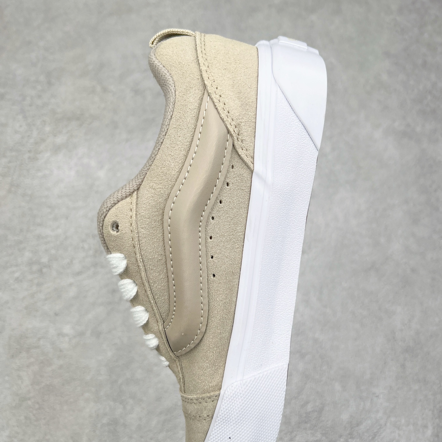 图片[7]-Vans Knu Skool 奶茶色 范斯官方 复古休闲胖胖面包鞋 肥胖版大LOGO原版全皮猪八面料 尺码：35 36 36.5 37 38 38.5 39 40 40.5 41 42 42.5 43 44 工艺：硫化1：1（重量1：1、真标、原钢印、材质标、鞋型标、合格证）-选品中心