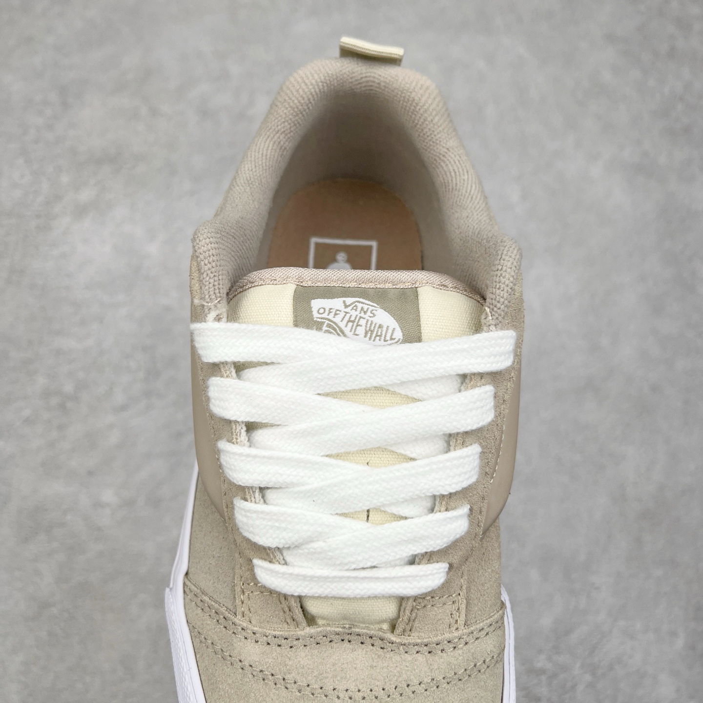 图片[5]-Vans Knu Skool 奶茶色 范斯官方 复古休闲胖胖面包鞋 肥胖版大LOGO原版全皮猪八面料 尺码：35 36 36.5 37 38 38.5 39 40 40.5 41 42 42.5 43 44 工艺：硫化1：1（重量1：1、真标、原钢印、材质标、鞋型标、合格证）-选品中心