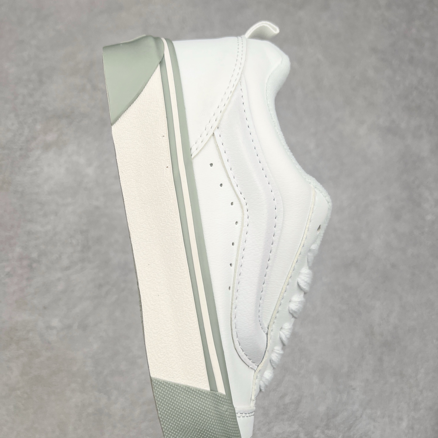 图片[6]-Vans Knu Skool 白米皮面 复古休闲防滑减震低帮面包鞋 颜色：vans 面包白皮浅绿底 货号：VN0009QCBUH 尺码：35 36 36.5 37 38 38.5 39 40 40.5 41 42 42.5 43 44-选品中心