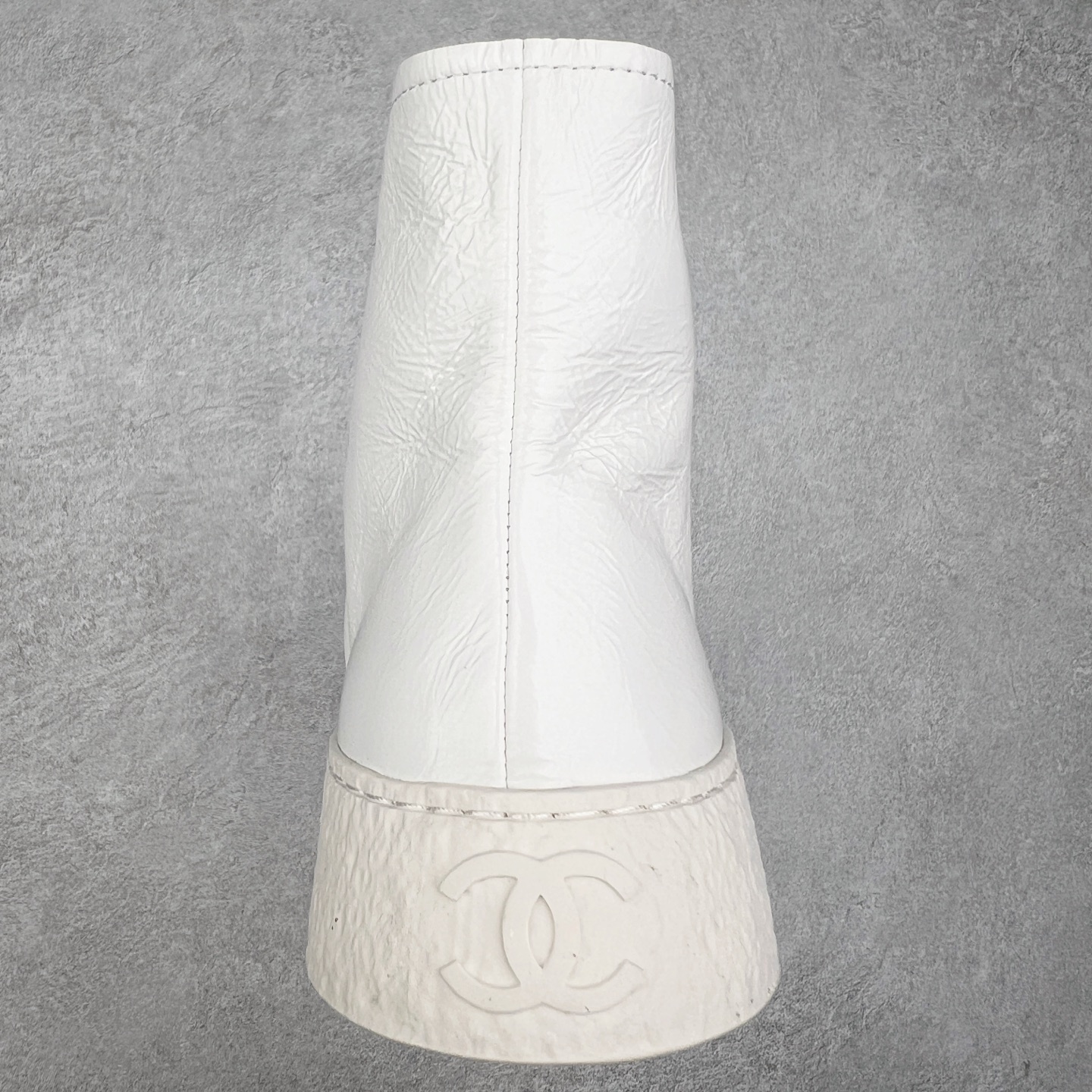 图片[8]-Chanel香奈儿24SS最新款 全皮 熊猫配色 小白鞋 休闲 运动鞋 滑板鞋 原版购入开发做货 小香 C家 专柜又一超级大爆款 网红博主小姐姐们的挚爱 社交平台的各种夸赞 人气超高质感透气超级春夏 看到这期总能唤起少女内心对时髦的诉求 最新小牛皮材质 经典黑白配色 上脚时髦感十足 容易打理 配送专柜精美包装🛍📦 ▪面料： 原版定制进口牛皮材质 ▪内里：定制柔软羊皮里 ▪鞋底：原版开模TPU防滑大底 ▪底厚：2.5CM 尺码： 35-40-选品中心