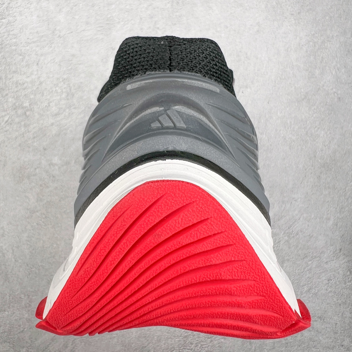 图片[8]-AD XLG MTW系列 舒适百搭防滑耐磨低帮跑步鞋老爹鞋 JR6392 鞋面采用贯穿式银条 完整的线条流畅度带来充分的视觉享受 鞋舌若隐若现的LOGO充满神秘感 夸张的鞋后跟幅度设计 线条感延伸至后跟标志三条杆彰显adidas调性 中底采用LIGHT STRIKE科技 在满足穿搭属性的同时提供舒适的脚感 完整的流线型设计语言 从鞋面贯穿到鞋底以及鞋花纹路 颜值与实力兼具 秀场与日常皆融 未来已来 让我们继续期待 实拍调校N版已经零色差零失真 百分百还原实物色彩所见即所得 不存在货不对板色差等低级问题 选购参考实物拍摄 不混卖不参货 只用心做好货严格选品 承诺混一赔十 尺码：36 36.5 37.5 38 38.5 39 40 40.5 41 42 42.5 43 44 44.5 45-选品中心