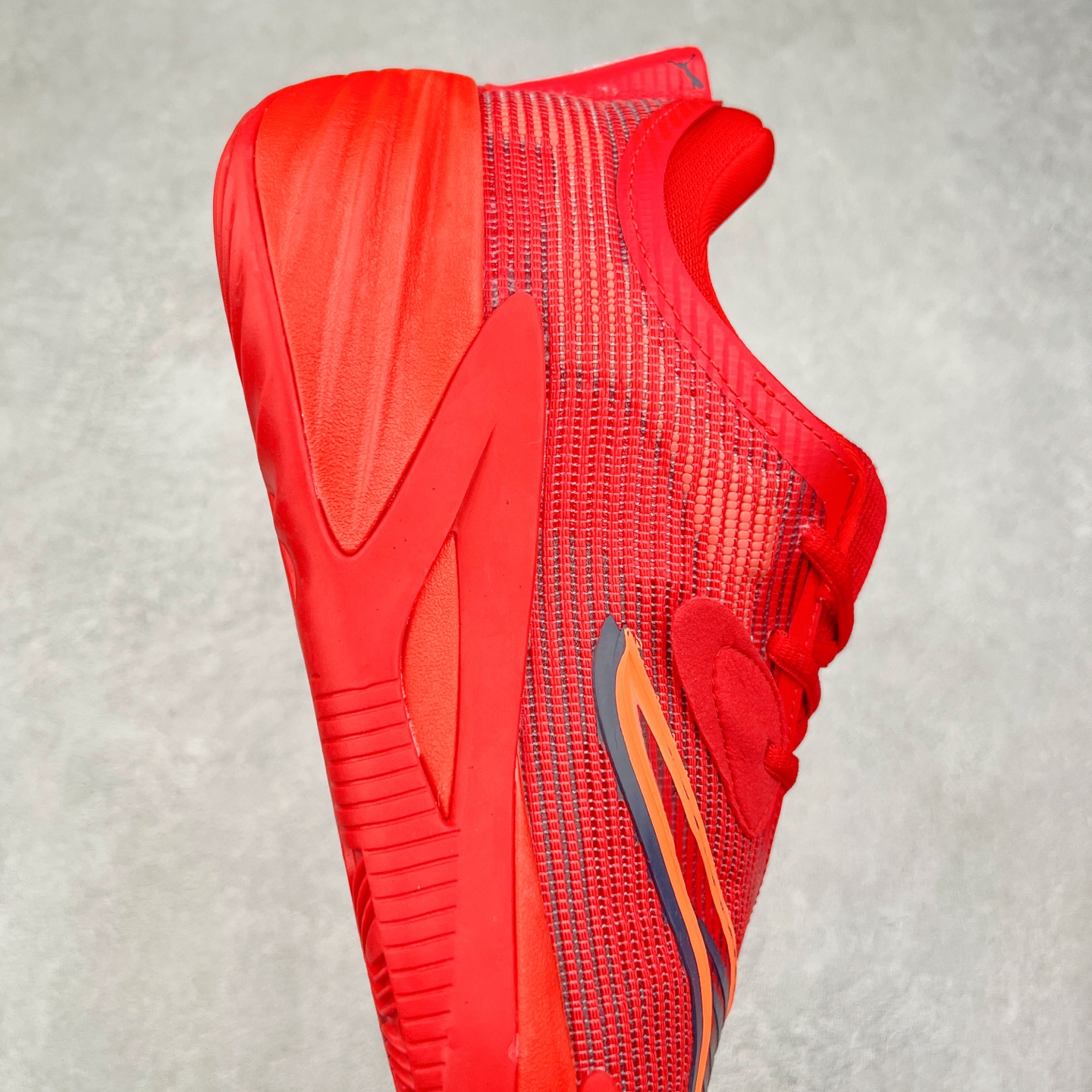 图片[6]-PUMA All-Pro Nitro 彪马舒适减震防滑耐磨 低帮篮球鞋 男女同款 实拍调校N版已经零色差零失真 百分百还原实物色彩所见即所得 不存在货不对板色差等低级问题 选购参考实物拍摄 不混卖不参货 只用心做好货严格选品 承诺混一赔十 尺码：39 40 40.5 41 42 42.5 43 44 44.5 45-选品中心