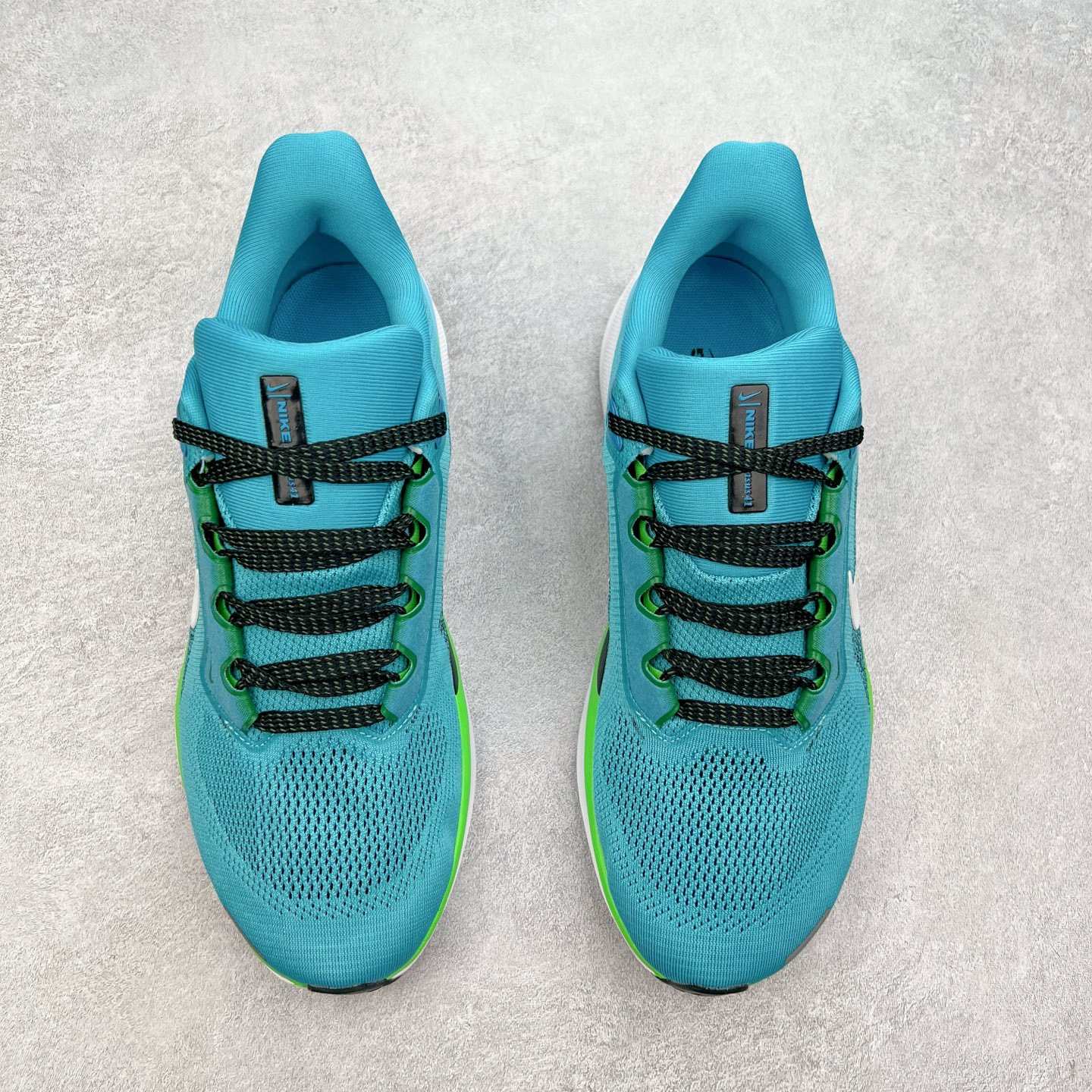 图片[2]-＃特价福利 NK Zoom Pegasus 飞马41代马拉松系列网面透气缓震疾速跑鞋 拥有 Zoom Air 一如既往的稳定感和流畅感 鞋面采用工程网眼设计 为特定高热区域营造出色透气性 进一步增加鞋面的穿孔数量 让足部能够快速散热 中足搭配 Flywire 飞线 在高速运动时营造舒适稳定的贴合感 内置Zoon气垫加持 动力十足 尺码：36 36.5 37.5 38 38.5 39 40 40.5 41 42 42.5 43 44 44.5 45-选品中心