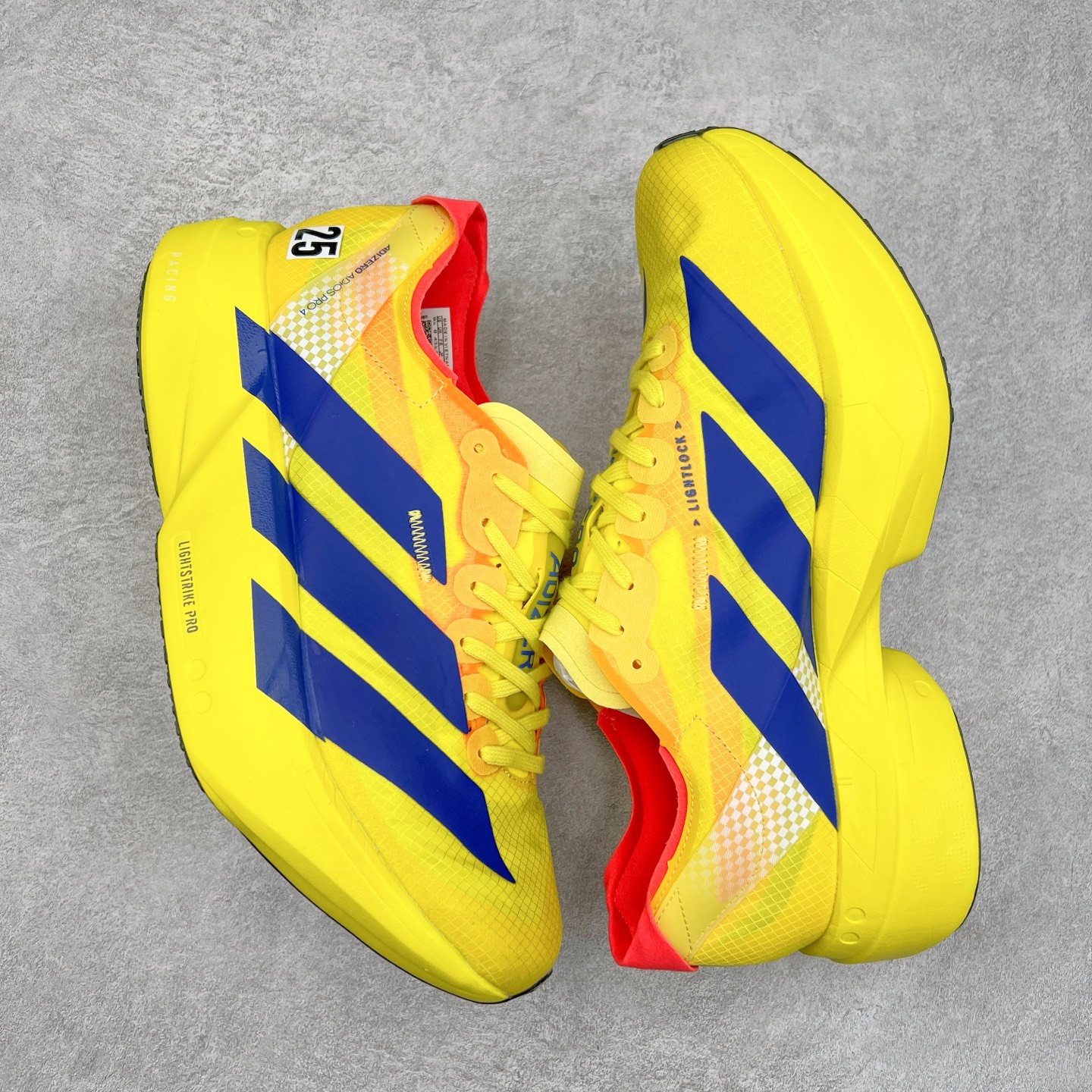 图片[3]-AD Adizero Adios Pro 4 马拉松竞速专业跑鞋 JR6364 CELERMESH针织网面非常轻薄 纤维间的缝隙很大 可以保证跑步时的透气、排汗效果 鞋舌直接与两侧的内衬和鞋底连接在一起 在跑步过程中不会被鞋舌的左右移动所困扰 在标准鞋带孔的基础上再拓宽一组鞋带孔 适合不同脚型的需求 突破性 EnergyRods 技术，有助于跑者实现更好的成绩 中底独特的LIGHTSTRIKE PRO泡棉材质 微弹感觉在跑步过程中给予了良好的支撑体验 对于顶级精英和高水平进阶跑者来说 ADIOS PRO是一双值得信赖的竞速比赛用鞋 尺码：36 36.5 37.5 38 38.5 39 40 40.5 41 42 42.5 43 44 44.5 45-选品中心